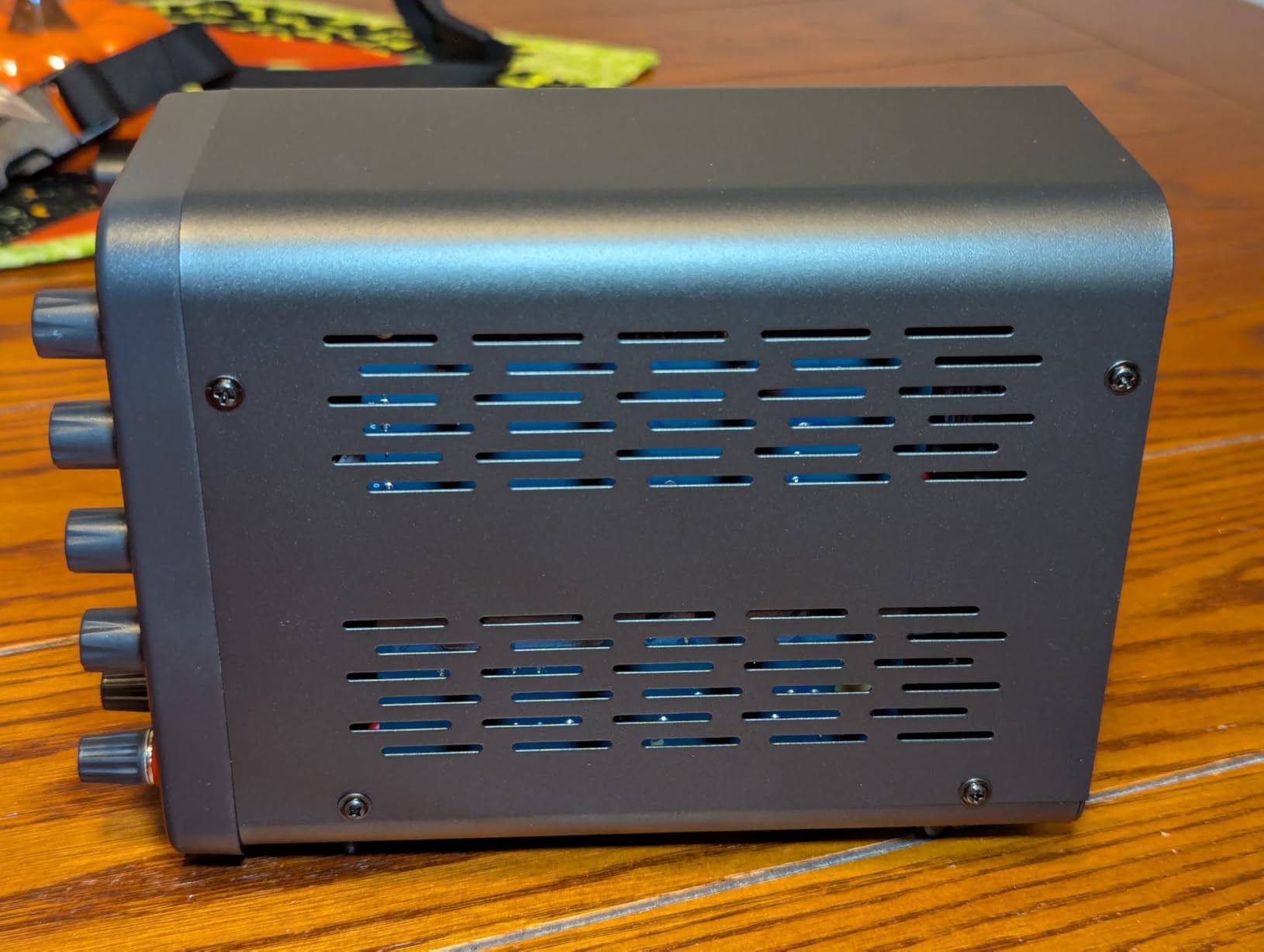 DC Power Supply Variable, 30V 10A Bench Power Supply with Encoder Coarse & Fine Adjustments Knob, Adjustable Switching Regulated lab Power Supplies with 18W USB & Type-C Quick-Charge customer photo 1