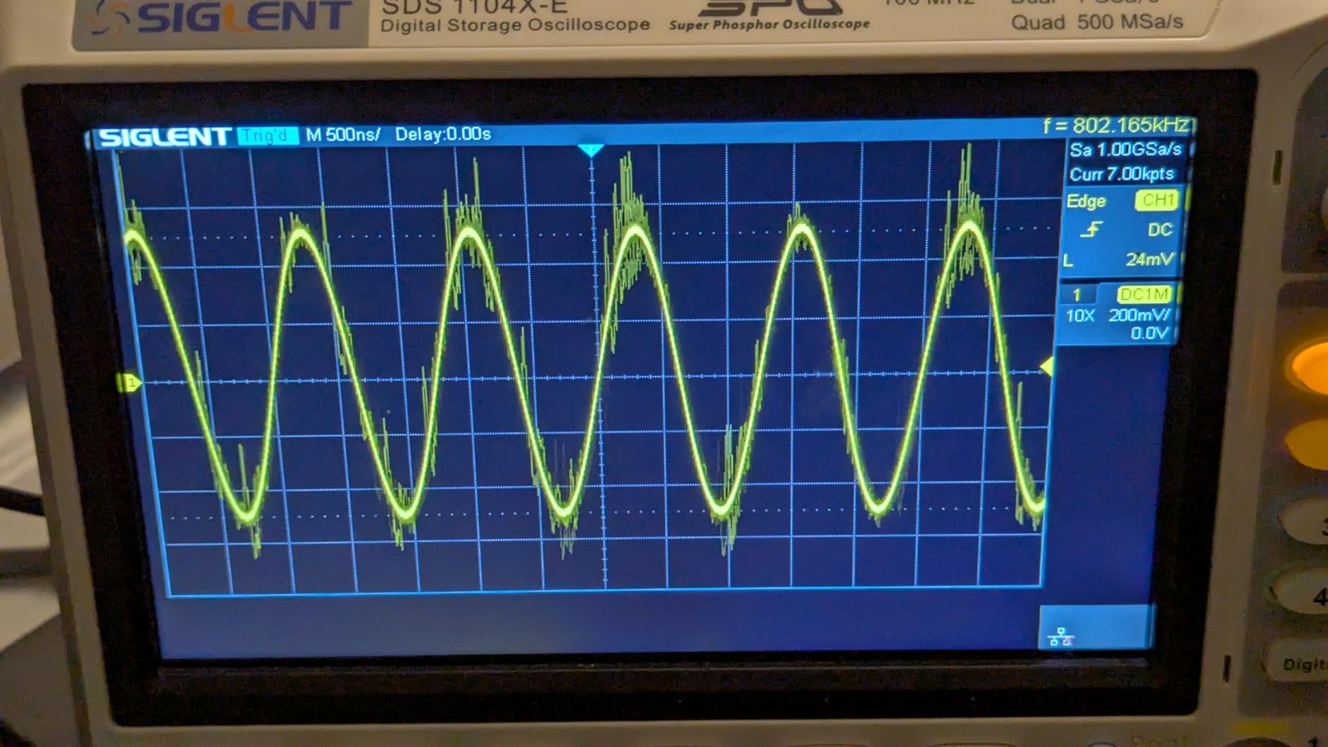 OWON Waveform Generator, 60MHz Bandwidth, 300MSa/s Sampling Rate, 14 bits Vertical Resolution, 8K Waveform Length, 5 Basic Waveforms, 160 built-in Arbitrary Waveforms, with 3.6IN LCD Display DGE1060 customer photo 2