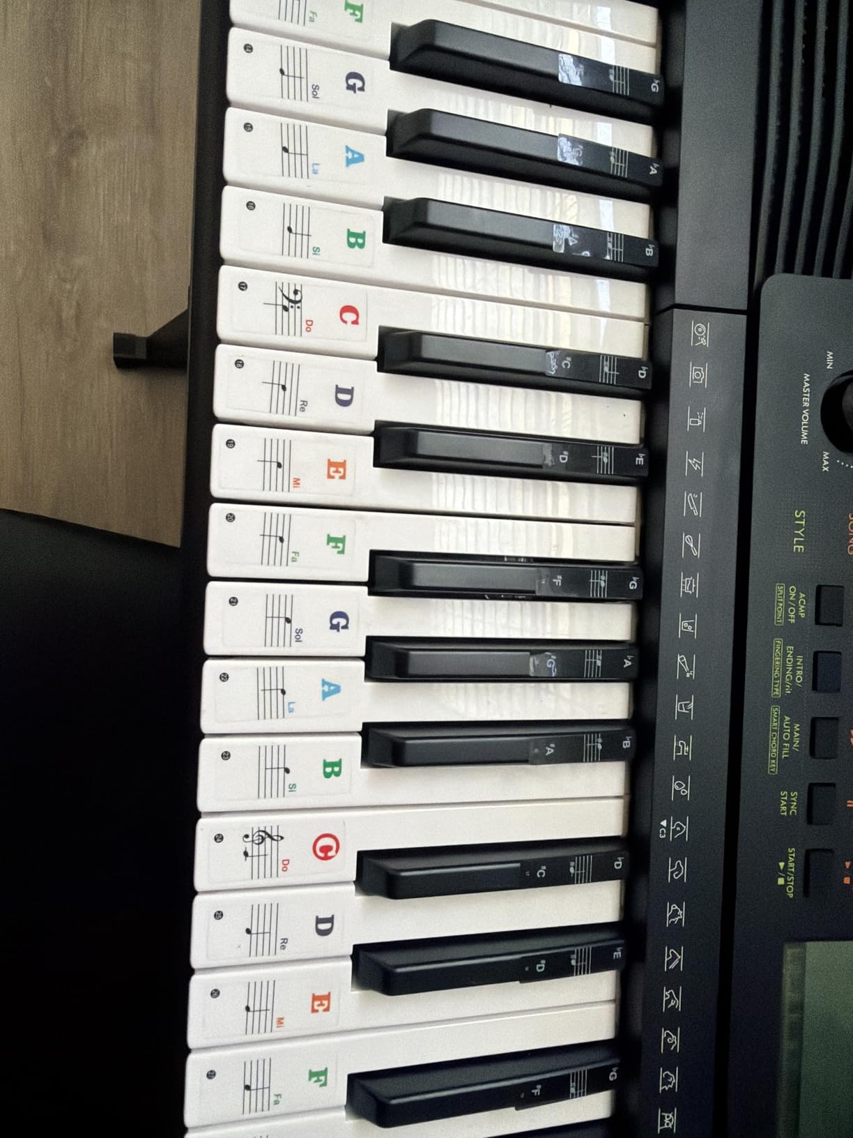 Yamaha 61-Key Portable Keyboard for Beginners with Learning Tools, Music Rest and Power Adapter PSRE283 customer photo 2
