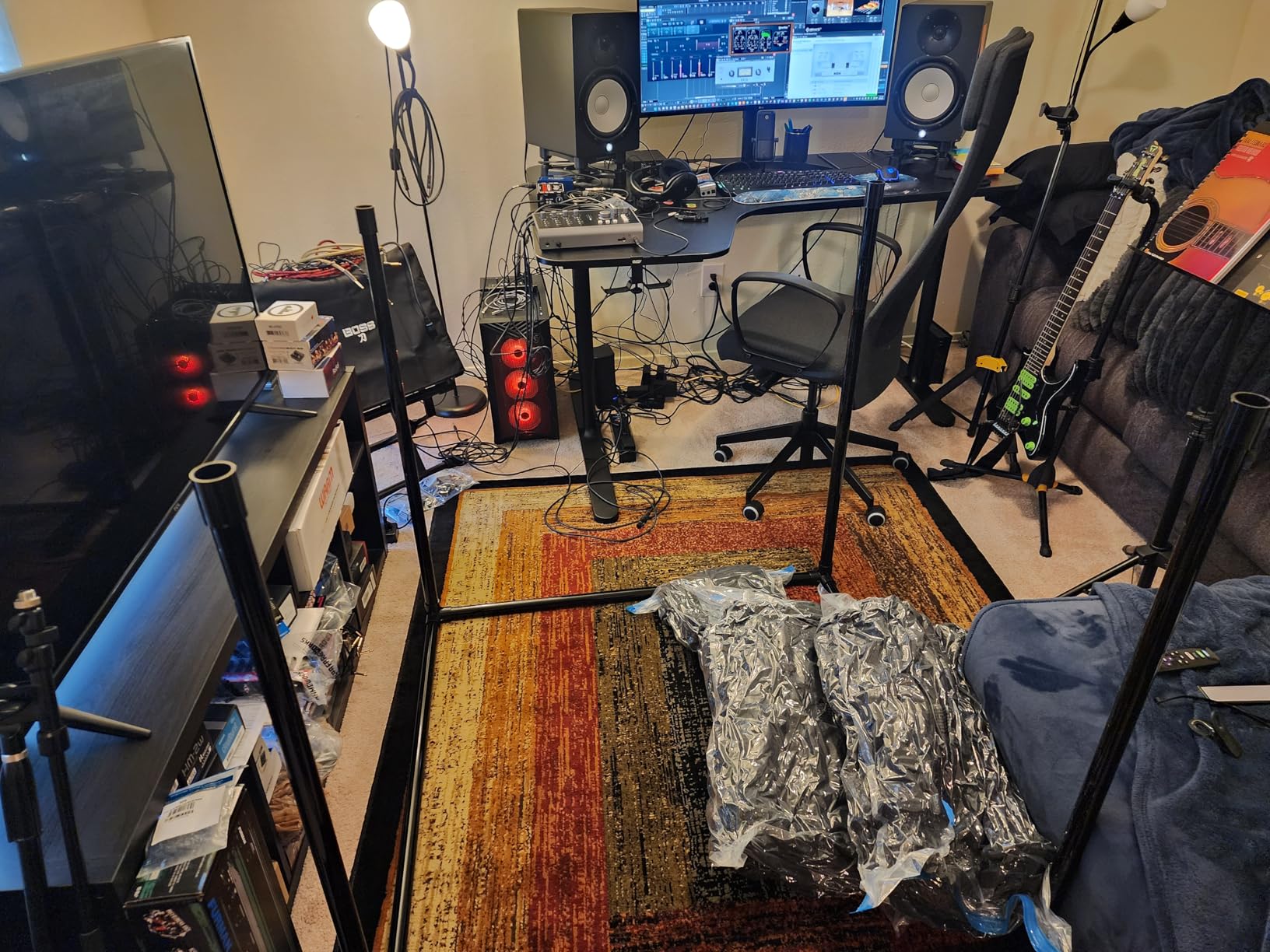 Portable Vocal Booth for Home Studio, Echo-Free Recording Booth for Voice Over, Podcast & Singing, 360° Reverb Isolation with Acoustic Blankets for Studio-Grade Sound customer photo 1