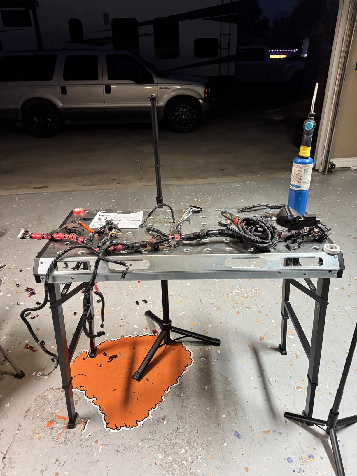 WORKESS Metal Welding Table Folding 1000 lbs Load Capacity Heavy Duty Steel Construction Workbench for Welding Adjustable 7 Level Height customer photo 1