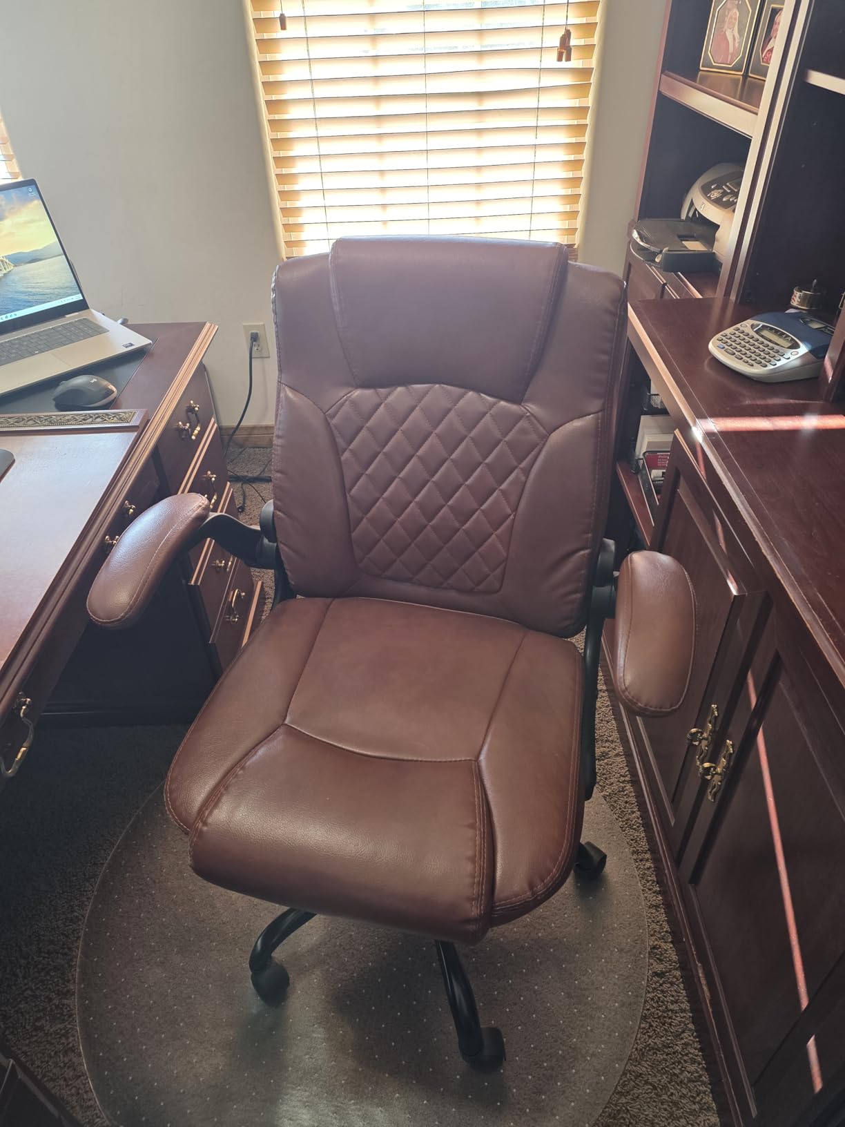 Leather Office Chair, PU Home Computer Desk Chairs with Ergonomic Back Support, 360°Swivel Free, Small Gaming Chair with Wheels and Adjustable Armrests, for Short People Use, Black customer photo 1