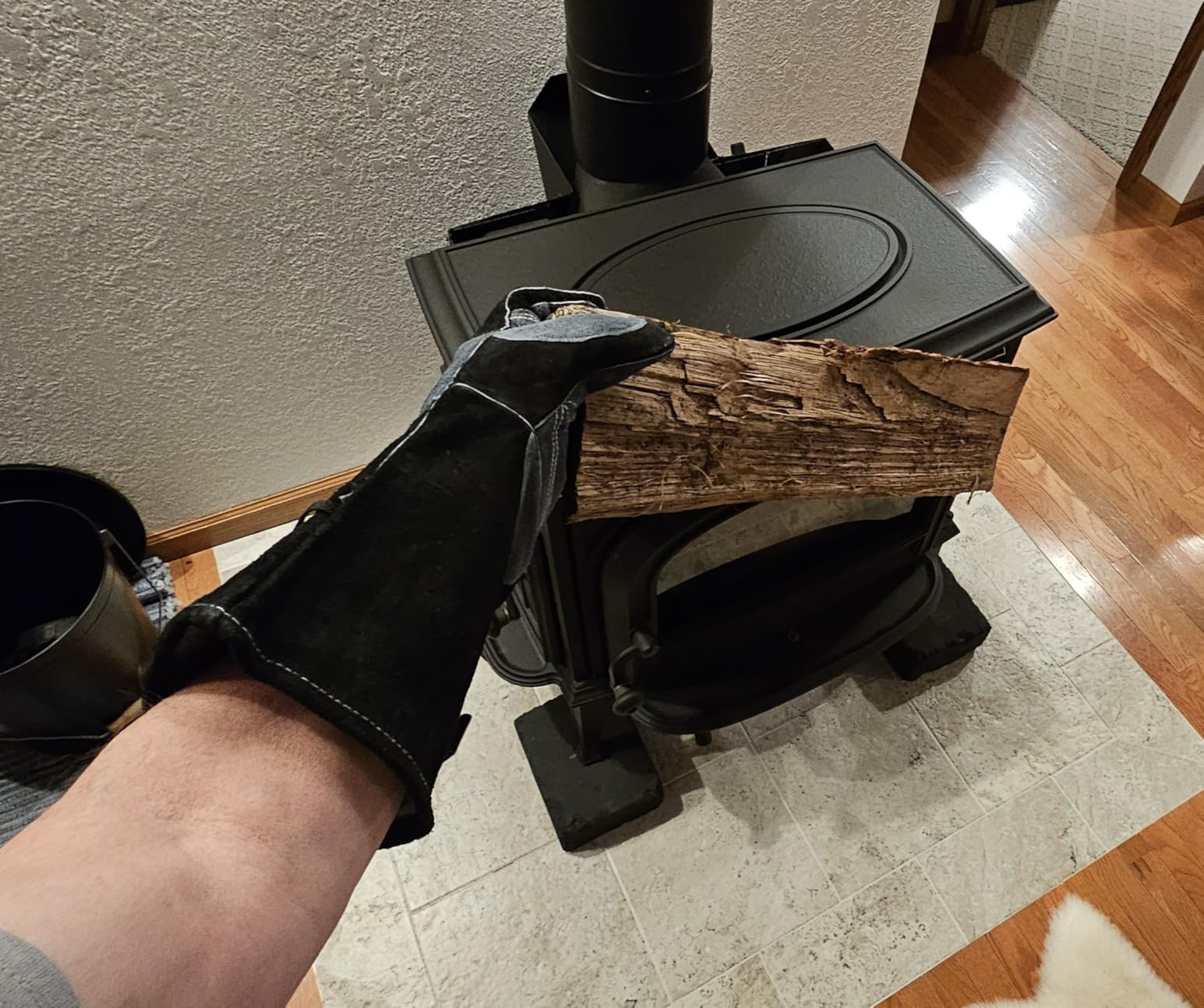 TICONN Welding Gloves, 16 IN L/XL/XXL 1000°F Heat-Resistant Fireproof Leather Gloves for Welders, Stick, Forge, Mig, Tig, BBQ customer photo 2