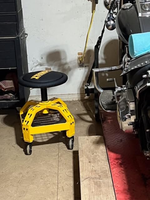 DEWALT Heavy-Duty Metal Rolling Stool for Shop or Garage, Padded 360-degree Swivel Seat, Durable Steel Frame, Adjustable customer photo 1