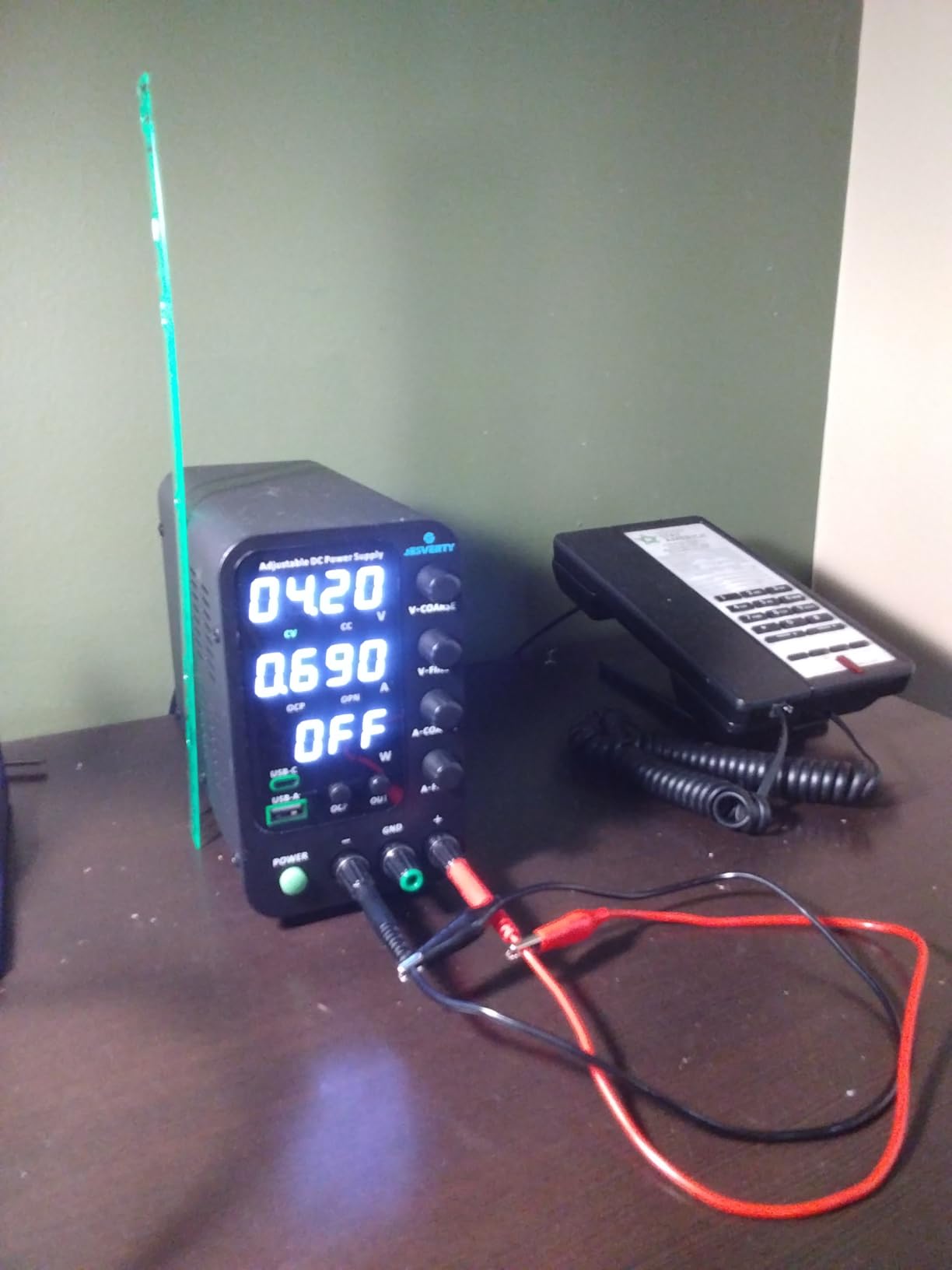 DC Power Supply Variable, 0-32V 0-10A Switching Bench Power Supply with 20W USB & Type-C Quick-Charge customer photo 1