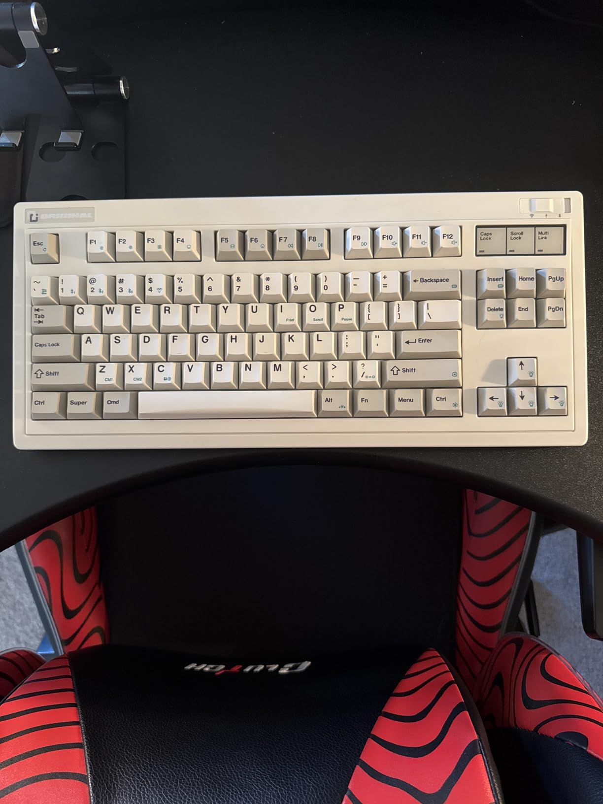 FL·ESPORTS OG87 Tri-Mode Retro Mechanical Keyboard, 87-Key Gasket Mount Gaming Keyboard, Pre-lubed Creamy Linear Switches, Hot Swappable, PBT Keycaps, 4000mAh for Mac/PC - Gray customer photo 2