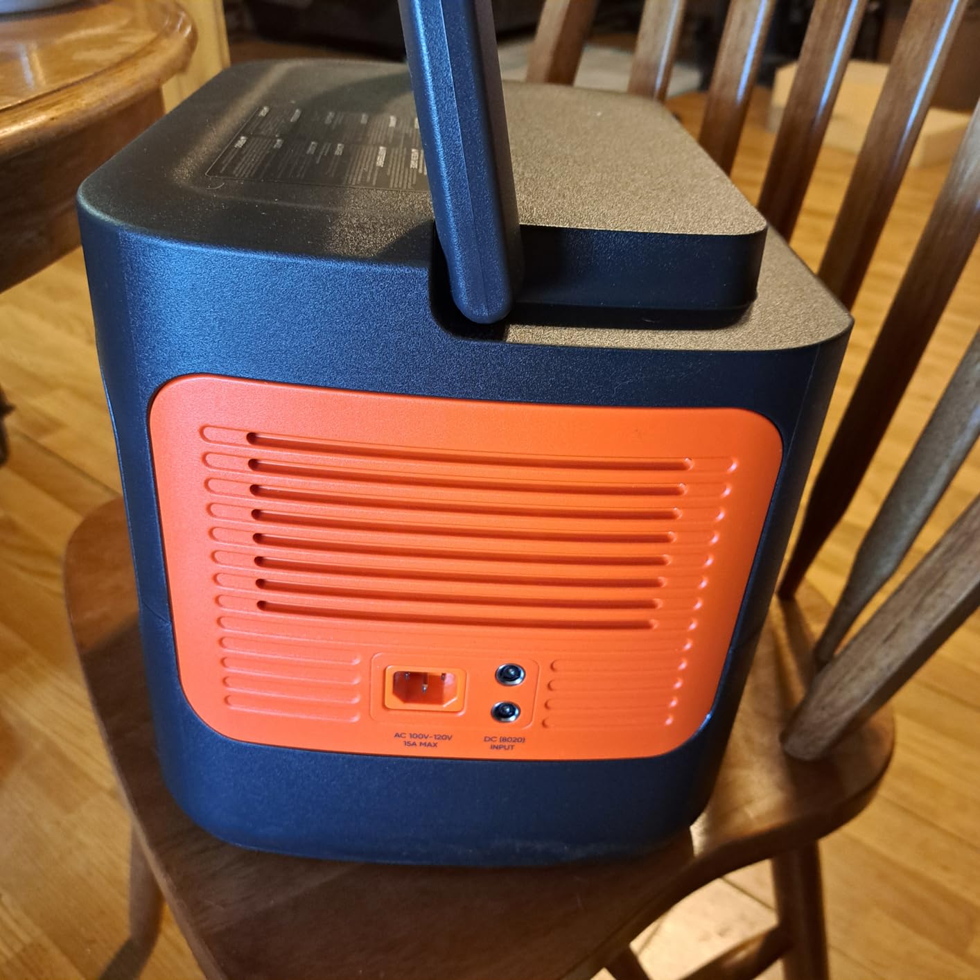 Jackery Explorer 2000 v2 Portable Power Station, 2042Wh LiFePO4 Home Backup Battery, 2200W Solar Generator customer photo 1