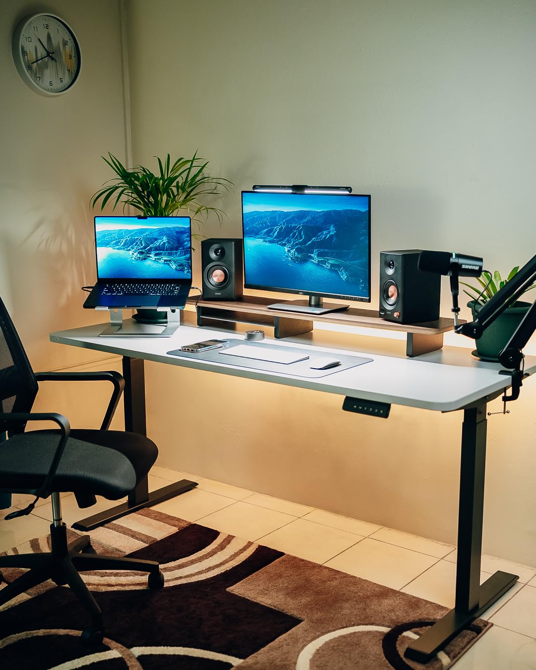 Edifier MR3 Powered Studio Monitor Speakers, Hi-Res Audio Certified Bluetooth V5.4 Active Bookshelf Loudspeakers (Pair) customer photo 2