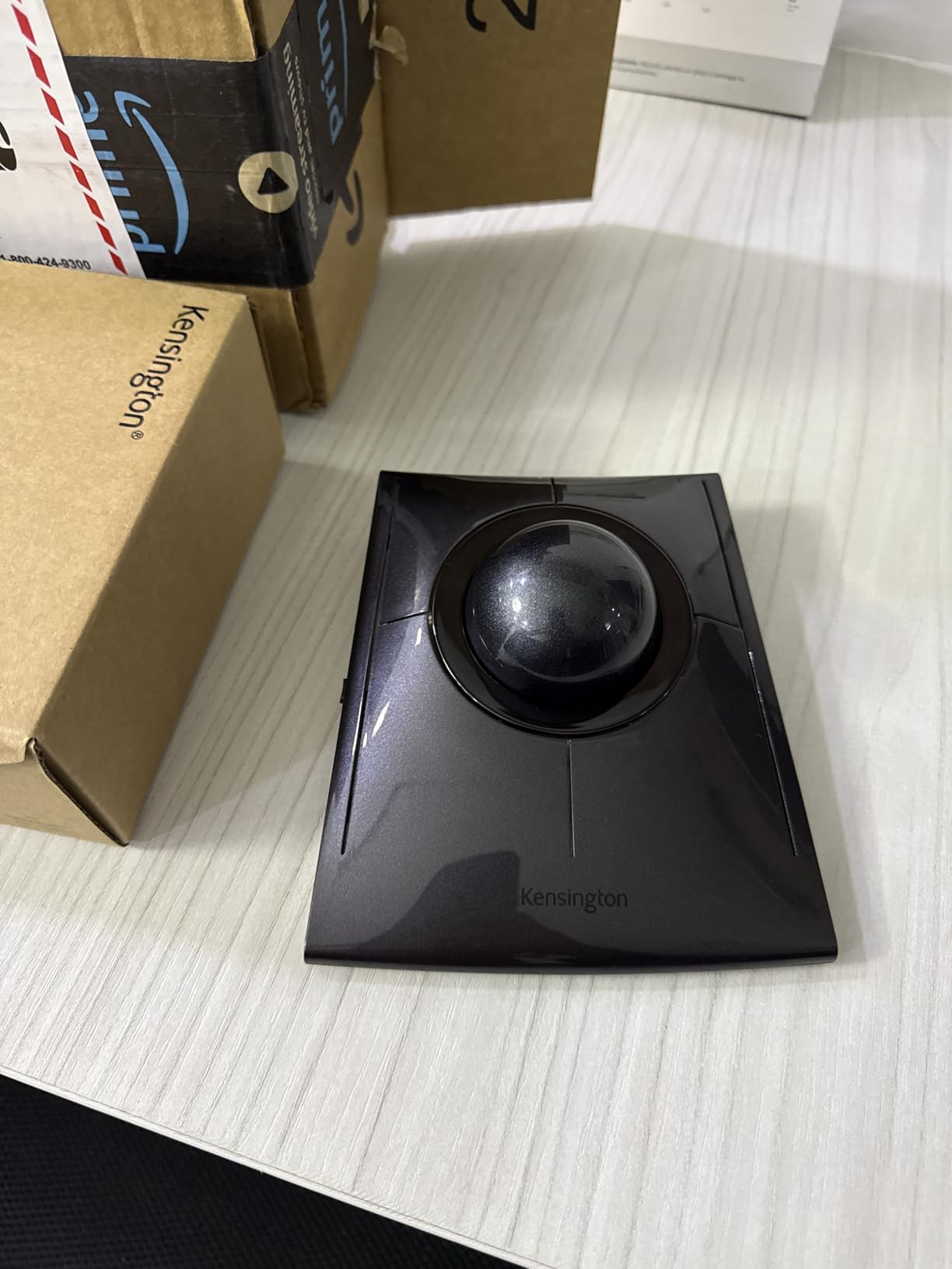 Kensington SlimBlade Pro Wireless Trackball, Rechargeable Battery, Bluetooth 2.4GHz Connection Options Black/Gray (K72085WW) customer photo 1