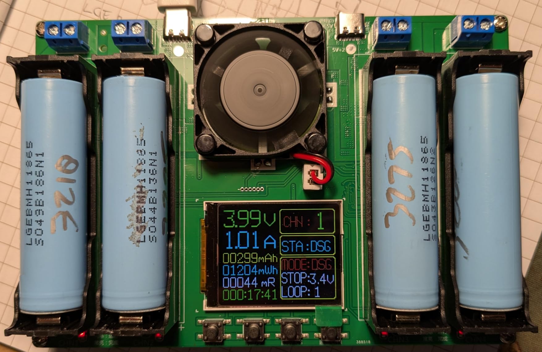 1pcs 18650 Lithium Battery Capacity Tester Module MAh MWh Digital Battery Power Detector Module 18650 Tester Type-C (4 Channel) customer photo 1