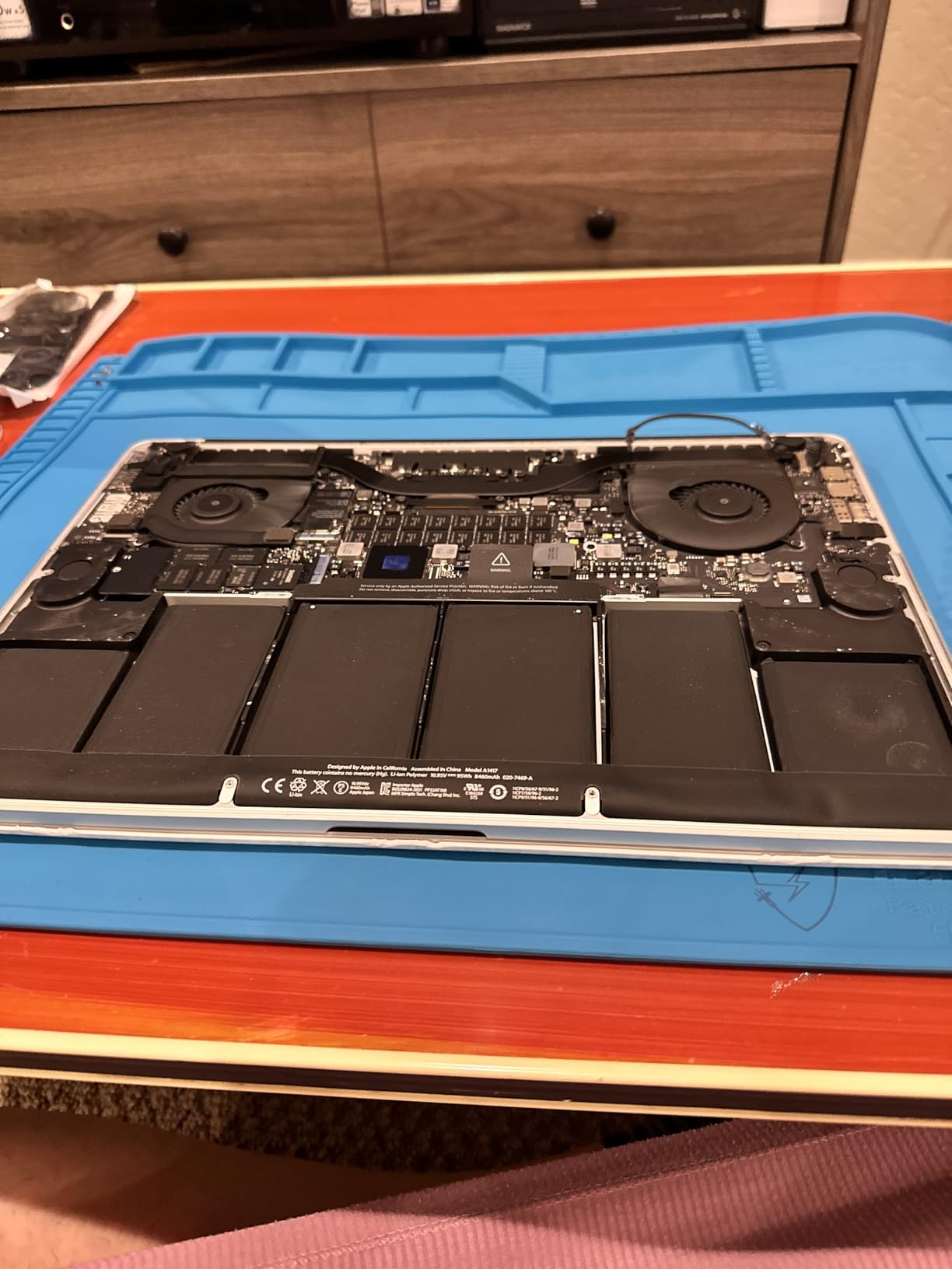 Kaisi Large Anti Static Mat with Grounding Accessories, Heat Resistant Silicone Soldering Mat, Magnetic Work ESD Pad for PC Building, Electronics, Laptop, Cellphone Repair Soldering 21.6