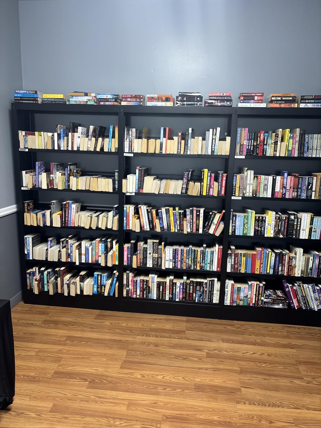5-Tier Bookcase with Adjustable Storage Shelves, Heavy Duty Bookcase, Metal Bookshelf with Book Stopper, Black Bookcase Shelf for Library, Office, Living Room customer photo 2