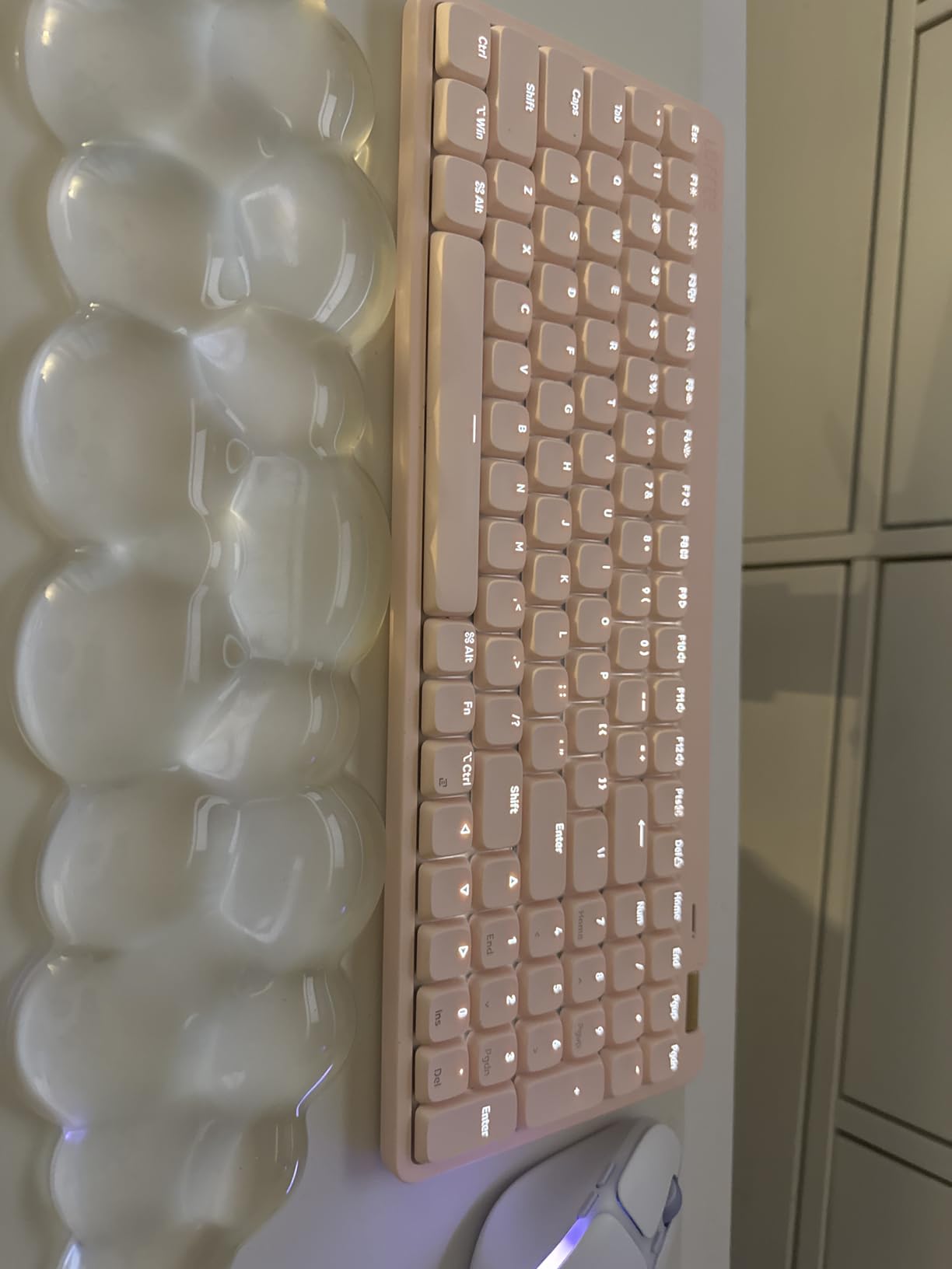 Flow Lite 100 Keys Low Profile Mechanical Keyboard with Specter Linear Switches - Full Size customer photo 2