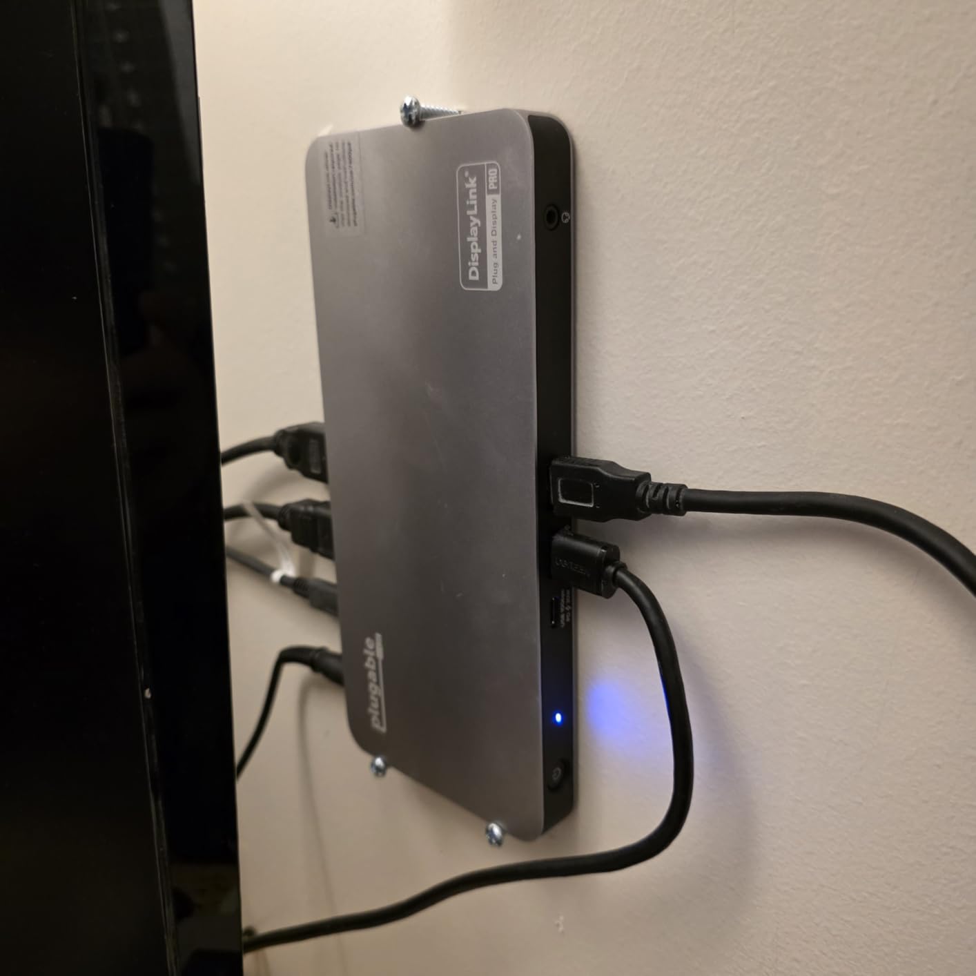 Plugable USB-C Docking Station 5 Monitors, 140W DisplayLink Dock Connects up to Five 4K Displays for MacBook Windows Thunderbolt 4 Laptops, 2X HDMI, 3X USBC 2.5Gbps Ethernet, DL7400 customer photo 1