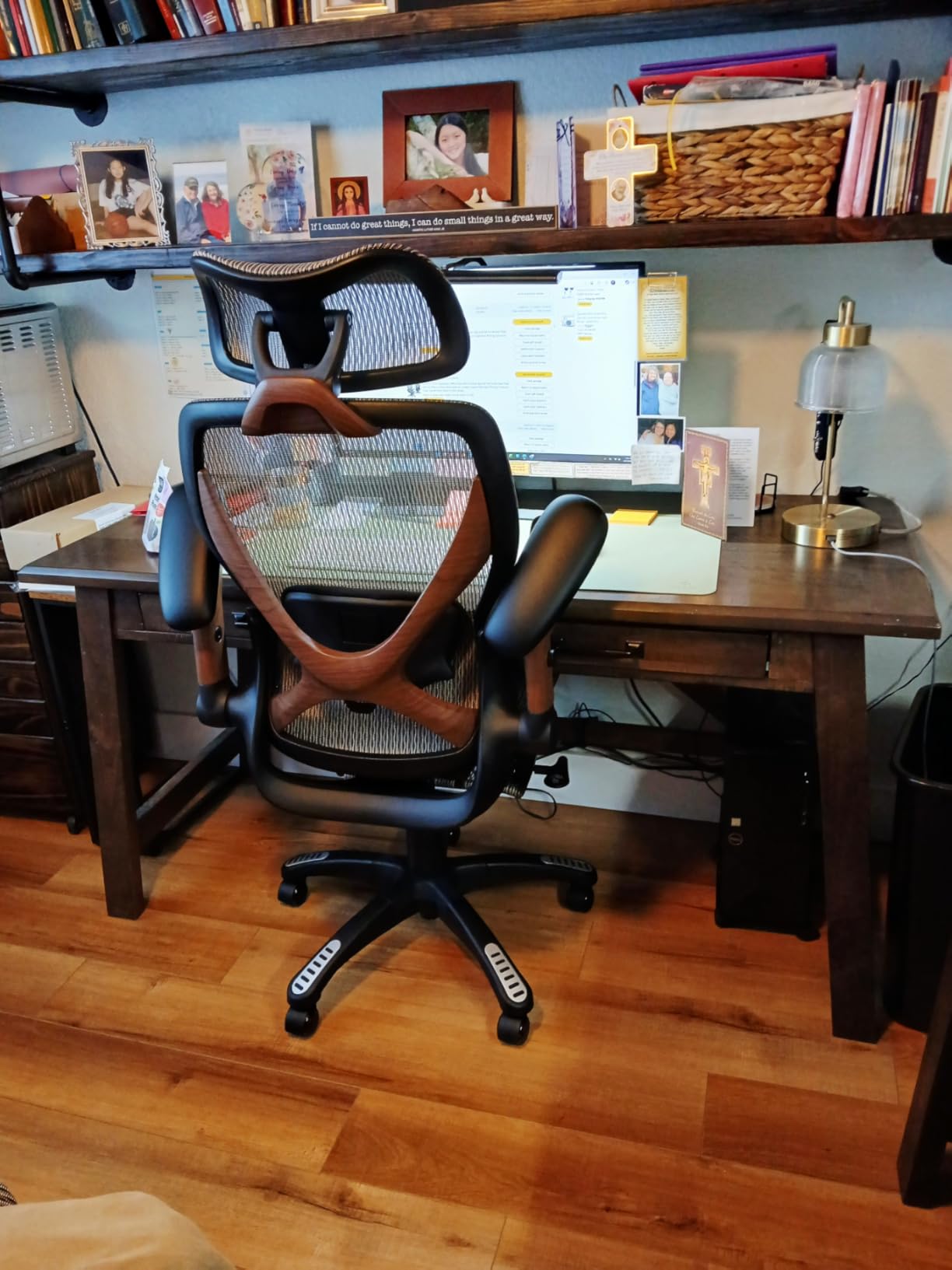 ELABEST X100 Ergonomic Mesh Office Chair with Footrest, Big and Tall Hone Desk Chair with 5D Flip-Up Arms, Adjustable 3D Lumbar Support,Gaming & Executive Computer Chairs customer photo 2