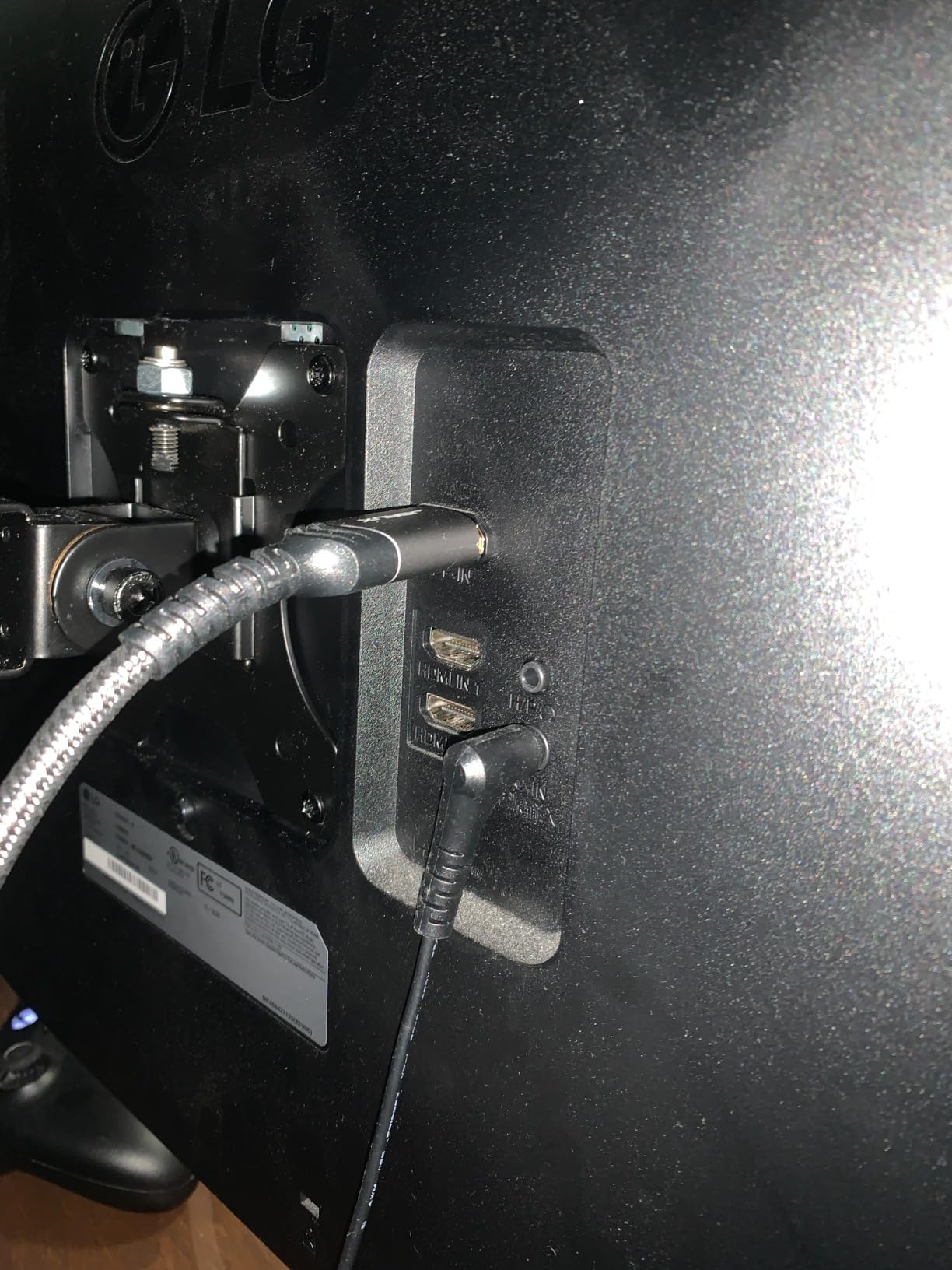 LG 27U631A-B 27-inch QHD (2560 x 1440) IPS Computer Monitor, 100Hz, 5ms, HDR10, Reader Mode, Flicker Safe, HDMI, USB Type-C 15W PD, Black customer photo 2