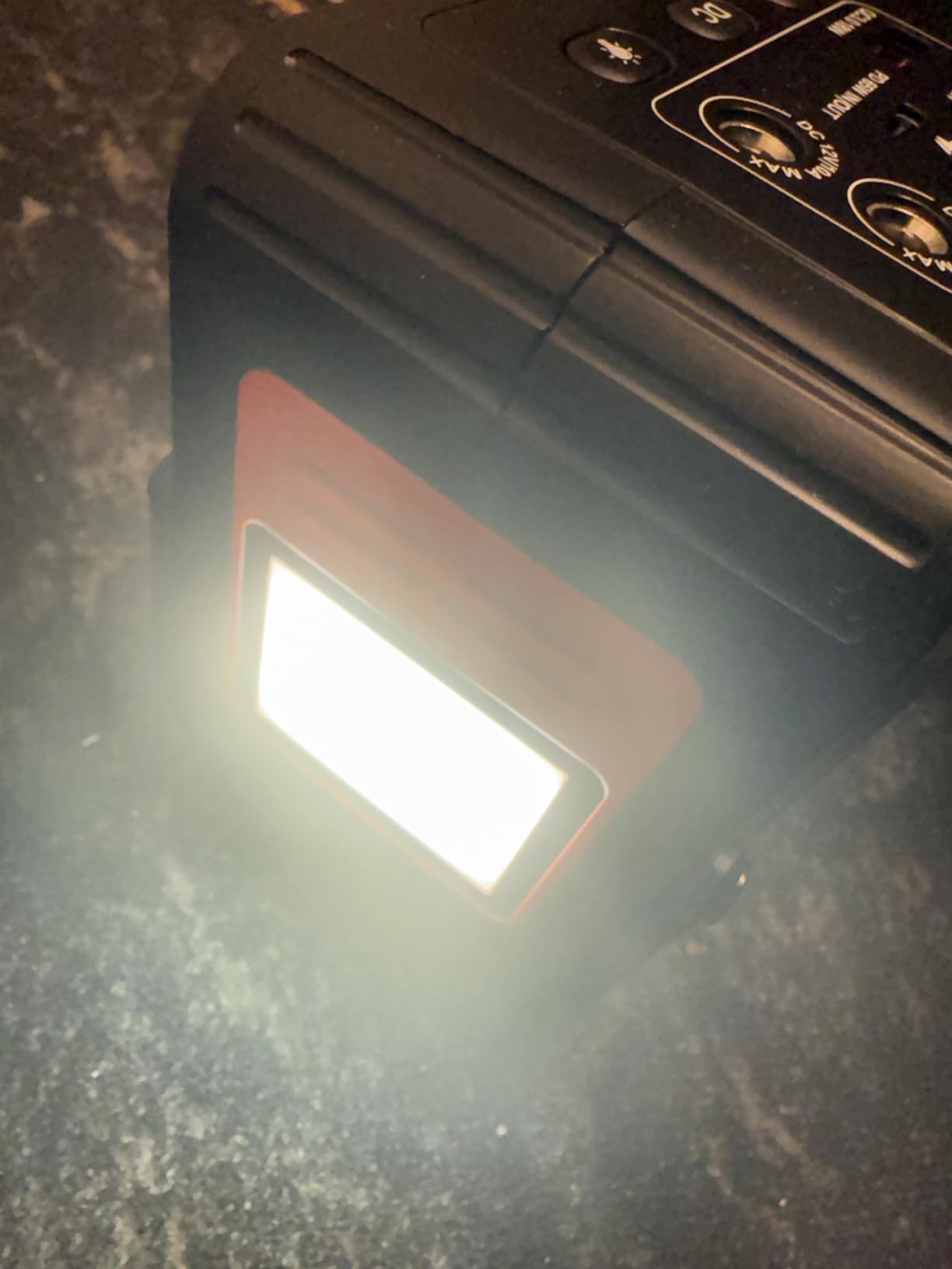 HOWEASY Portable Power Station,135W(270W Peak) Solar Generator,Power Bank with AC Outlet and 65W PD Output,98Wh Lithium Battery Backup with LED Light For Camping, Home Backup Outdoor Emergency customer photo 2