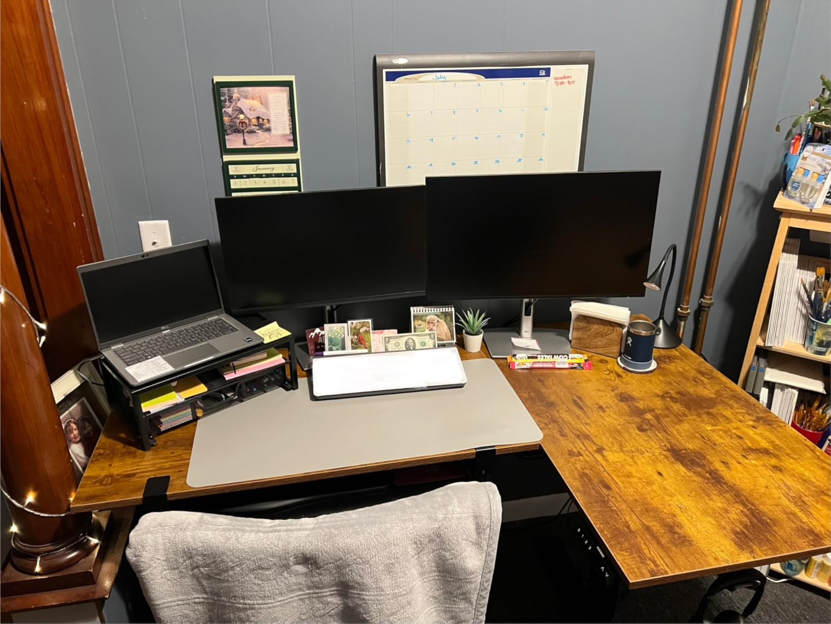 HUANUO 71x48 inch Dual Motor L Shaped Electric Standing Desk with 3 Preset Heights, Electric Height Adjustable Computer Table, 2 Hooks & Cable Tray, Raising Desk for Home Office, Vintage Brown customer photo 1