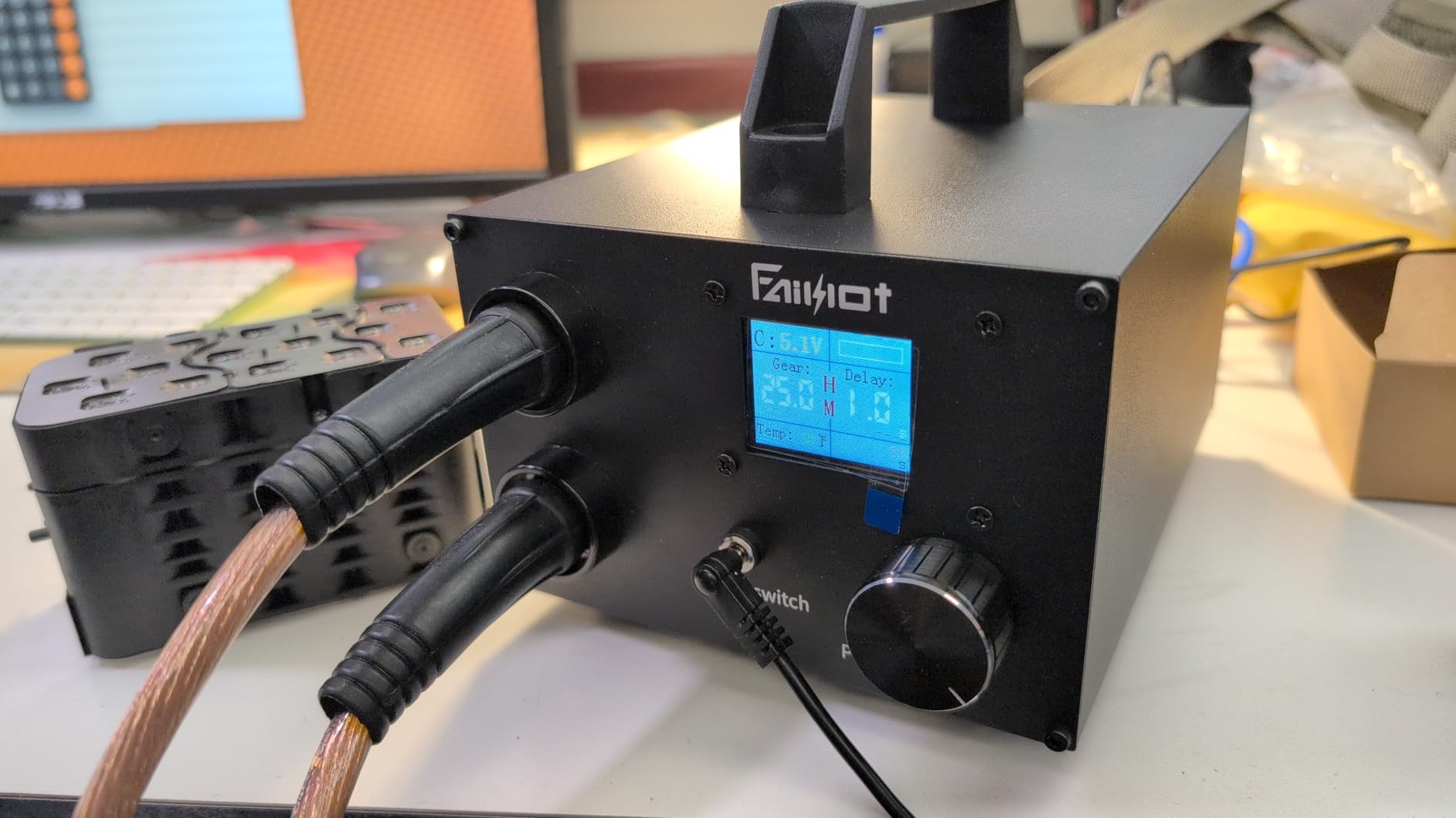 Dual Farad Spot Welder, Faiuot 250 Gears Adjustable 3000F Capacitor Battery Spot Welder with 1.8 LCD Display, Portable Spot Welder for 0.1-0.3mm Nickel Strip Welding, Ideal for Battery Pack Making customer photo 2