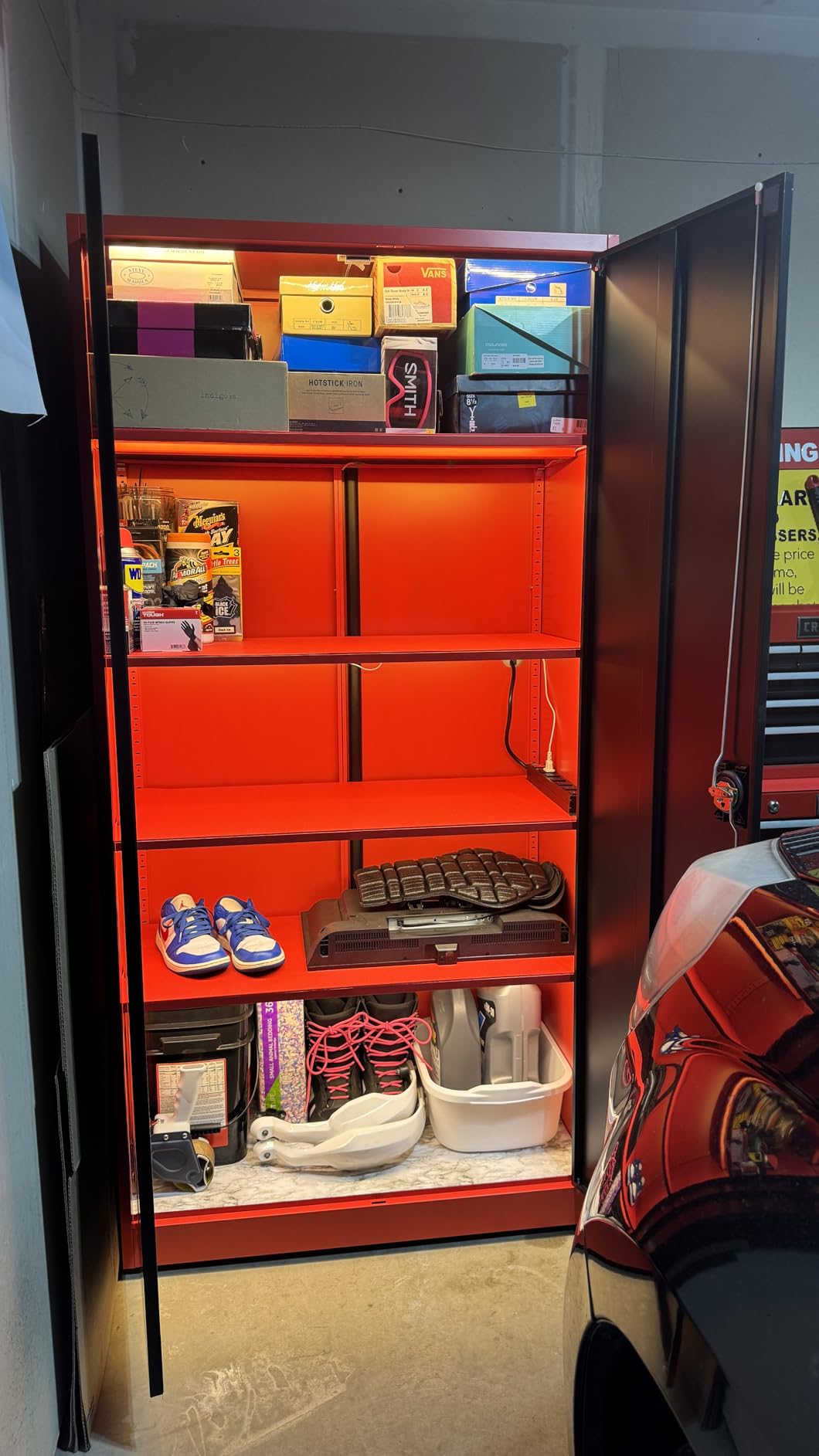 Letaya Metal Garage Storage Cabinets with Lock Door and Adjustable Shelves, Steel Tool Cabinets for Home,Office,Warehouse Organisieren (Black, 75