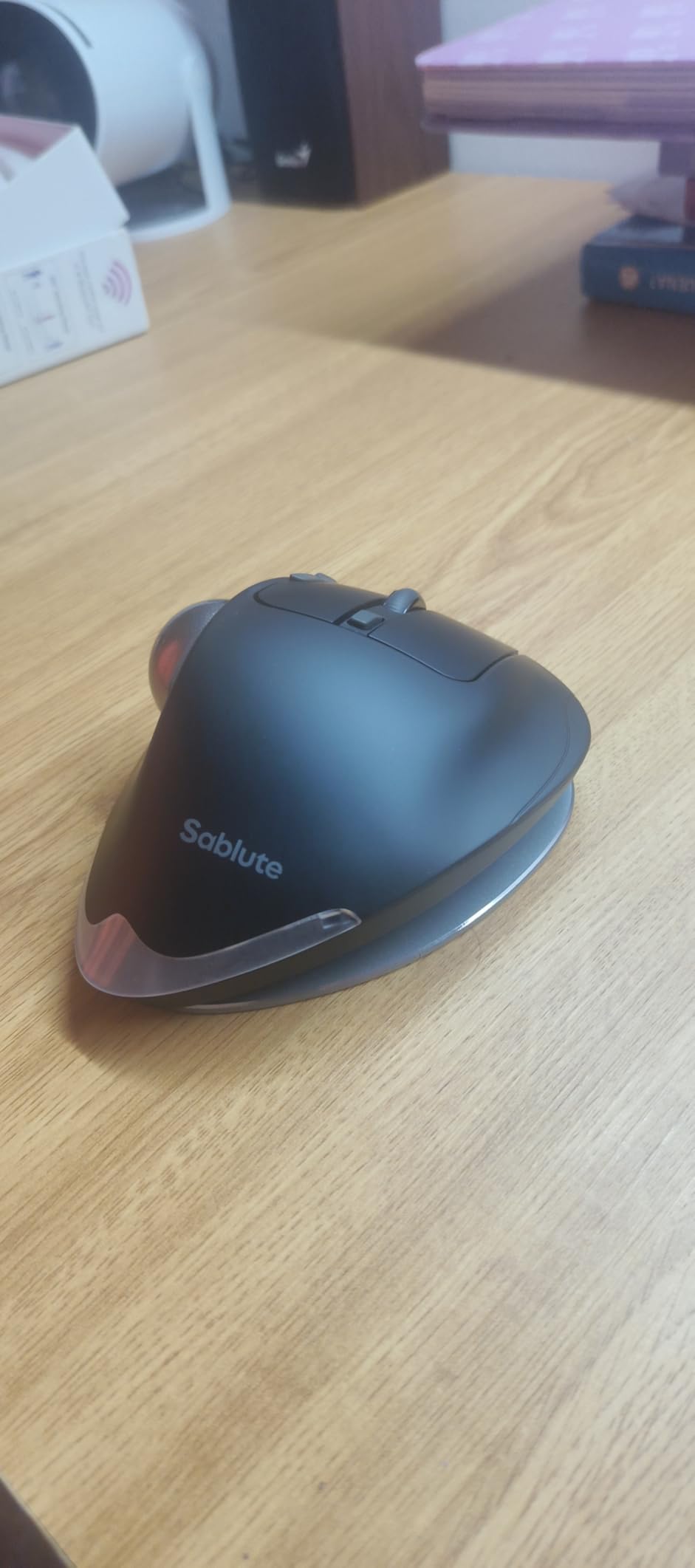 SABLUTE MAM1 Pro Ergonomic Wireless Trackball Mouse, Adjustable 0/18 Angle, Thumb Control, Quiet Clicks, 3 Multi-Device Bluetooth & USB Receiver, Rechargeable Mouse for Office, Windows Mac customer photo 2