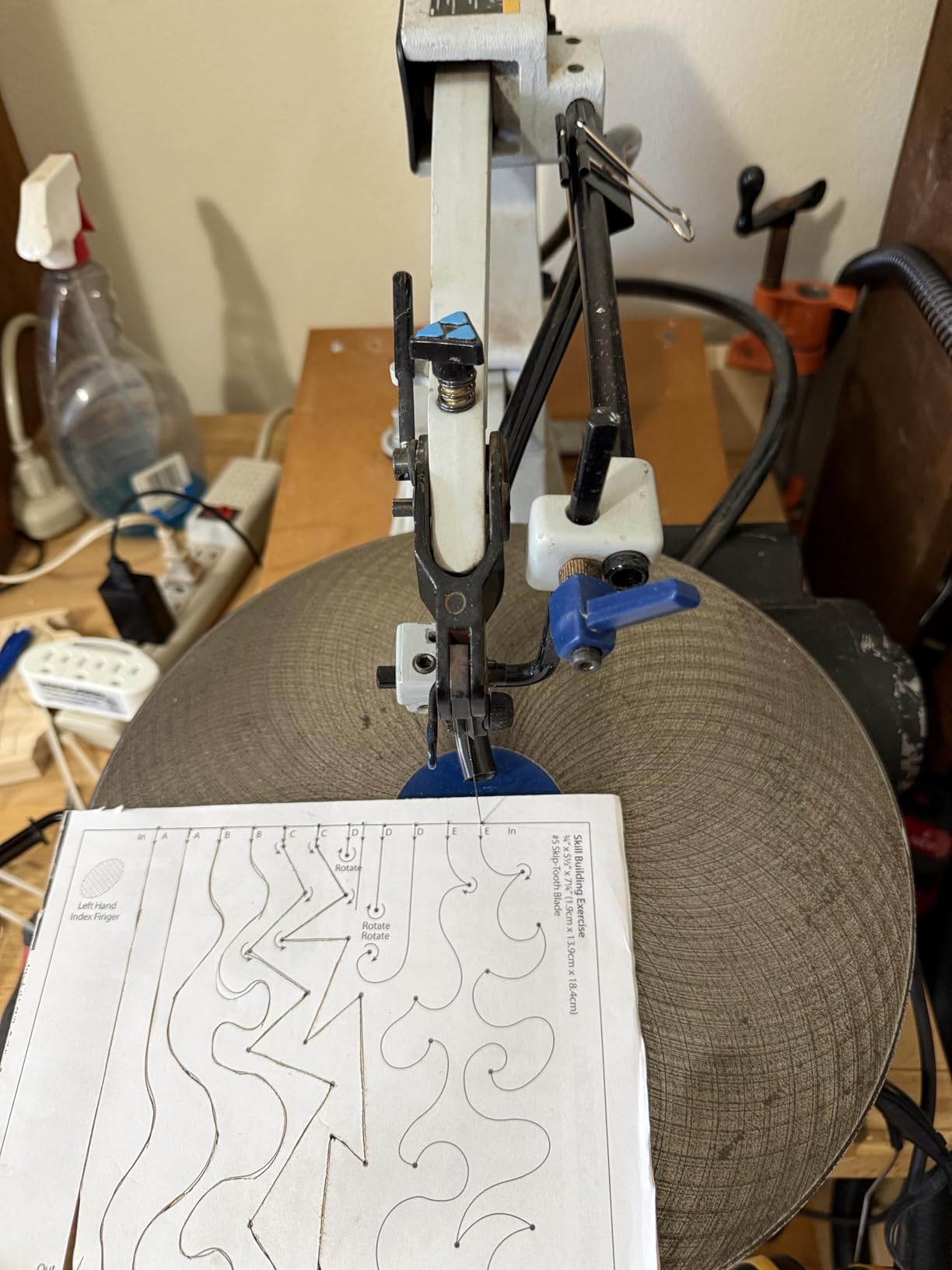 10X Large Magnifying Glass with Light and Clamp, Real Glass, 5 Color Modes, Stepless Dimmable, Lighted Magnifier with Stand Hands Free, LED Swing Arm Desk Lamp for Close Work, Craft, Reading, Painting customer photo 2