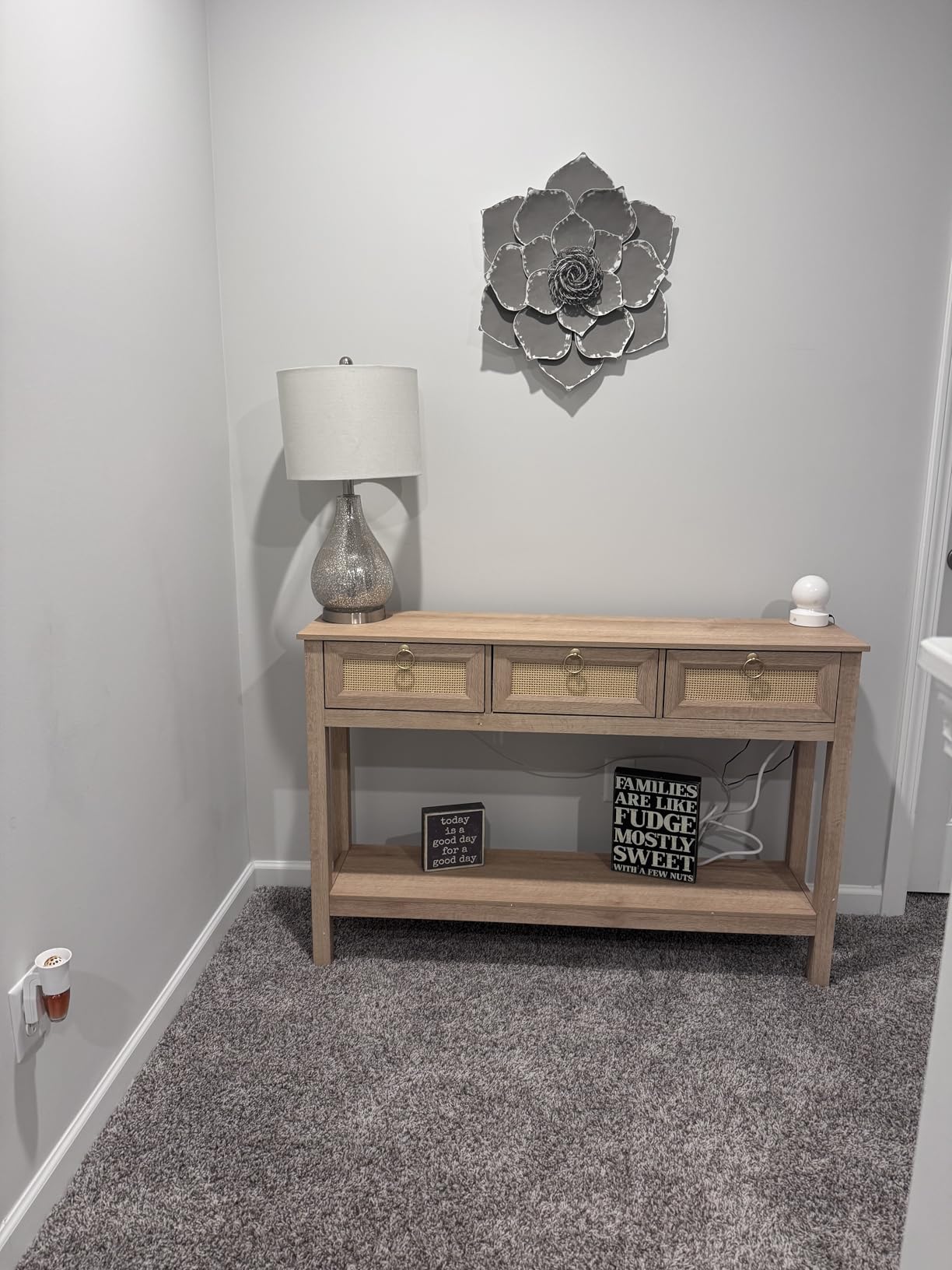 SUPERJARE Rattan Console Sofa Table with Outlets and USB-C Port, 3 Drawer Entryway Table with Synthetic Rattan Surface, Open Shelf, Behind Couch Entry Foyer Hallway Storage, Natural customer photo 1