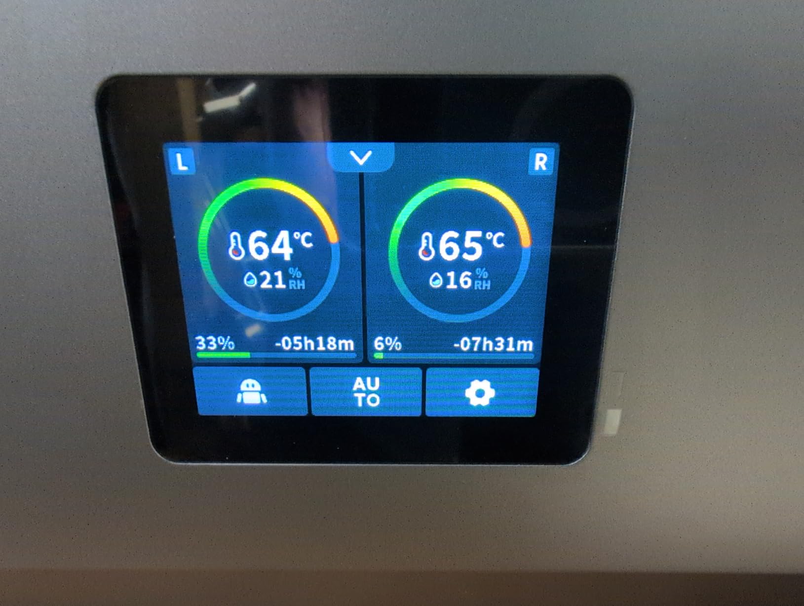 Creality Filament Dryer Box 4 Spools, Space Pi X4 Filament Storage Box, 200W PTC Heats Up to 85°C, Dual Heating Chambers, Fast Drying & Moisture-Free Storage, for PLA, PETG, TPU, ABS customer photo 1