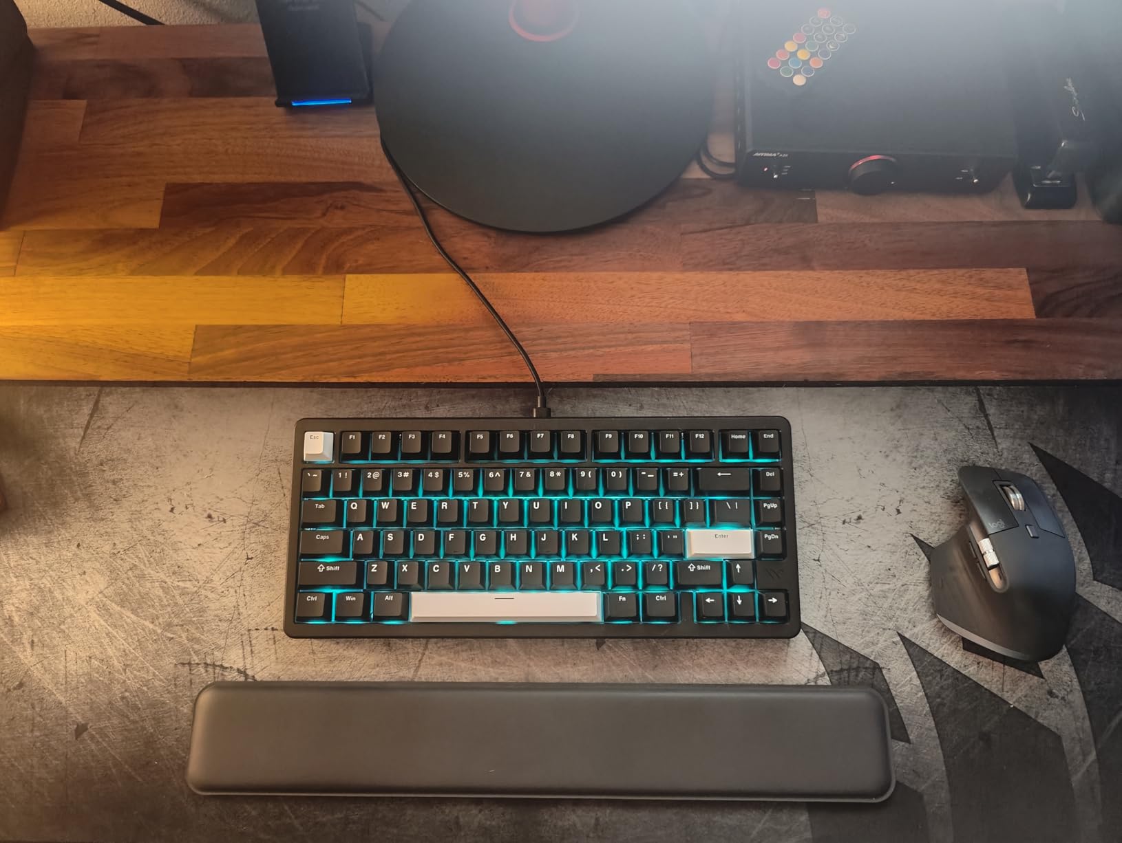 Womier ERA75 75% Wireless Mechanical Keyboard with VIA/QMK, Knob Full Aluminum Custom Keyboard, Pre-lubed POM Switches RGB Creamy Gaming Key Board, 3-Mode Gasket Hot Swappable, White customer photo 1