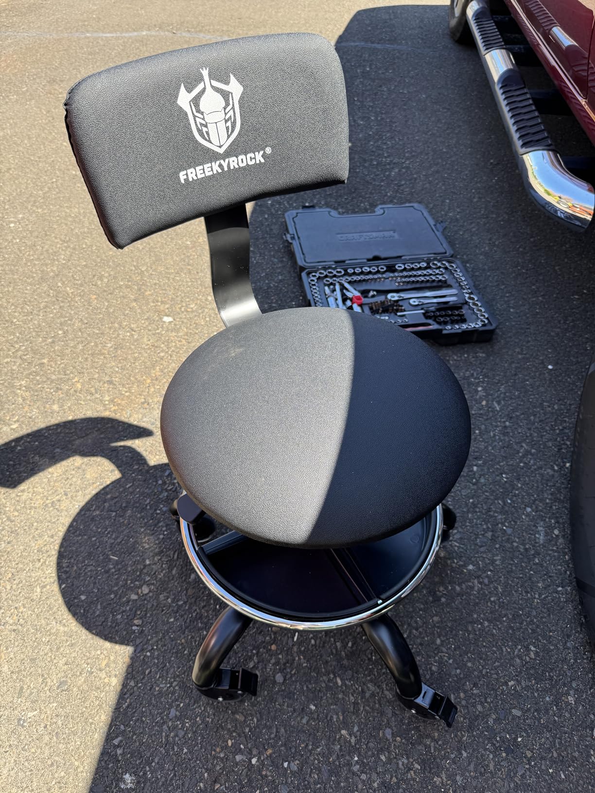 Rolling Shop Stool with Wheels, Garage Mechanic Stool Chair with Backrest, Height Adjustable Heavy Duty Swivel Task Chair, Adjustable Footrest with Storage Tray for Garage Kitchen Salon Tattoo (Black) customer photo 1