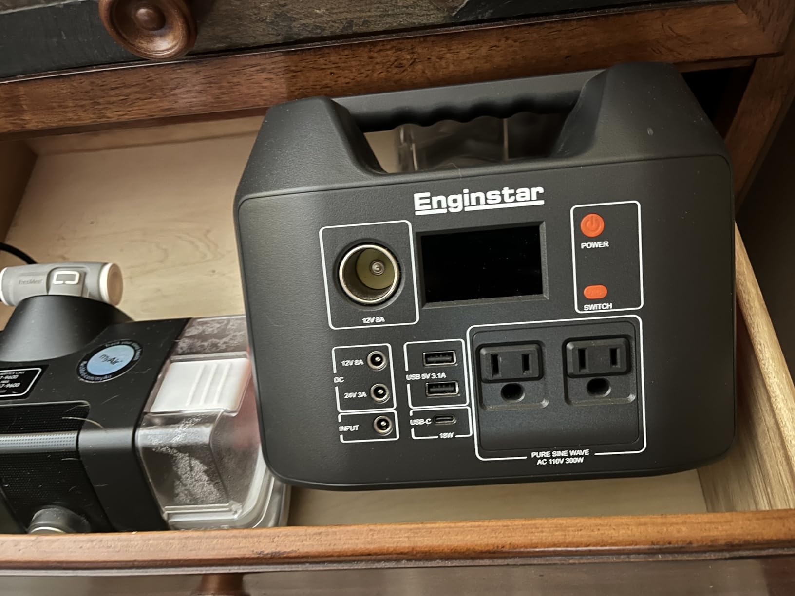 EnginStar Portable Power Station 300W 296Wh Battery Bank with 110V Pure Sine Wave AC Outlet For Outdoors Camping Hunting and Emergency, 80000mAh Backup Battery Power Supply For CPAP customer photo 1