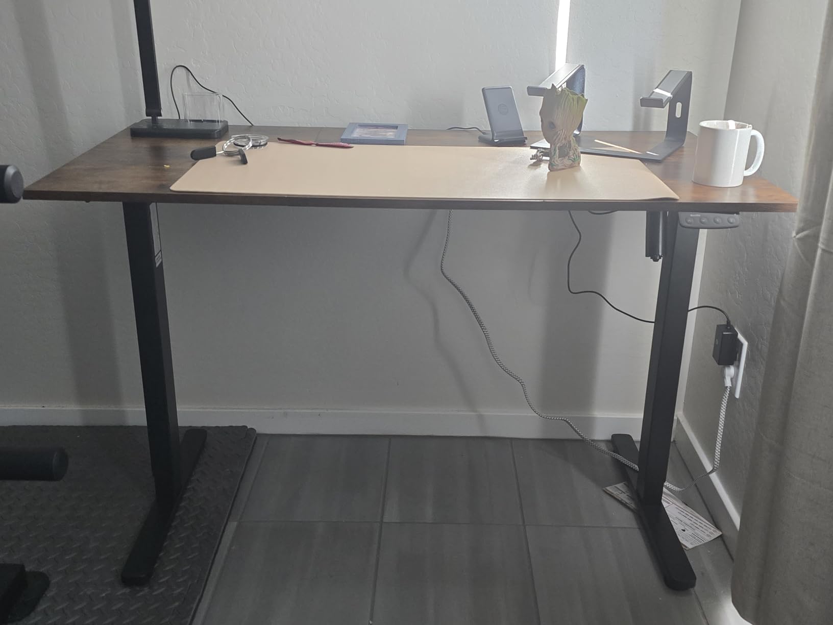 Acrolix Electric Standing Desk, Height Adjustable Home Office Desk with Memory Presets & Cable Management, Rustic Brown Sit Stand Desk for Work from Home, Ergonomic Computer Desk (48