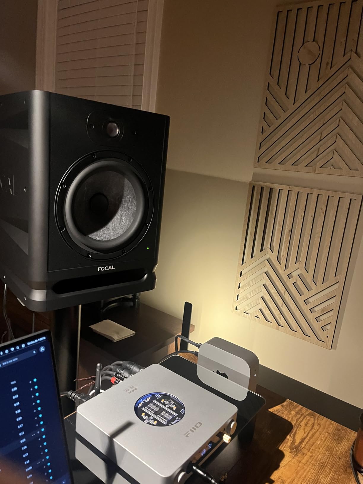 FiiO K13 R2R Desktop DAC & Headphone Amp, High-Fidelity 24Bit R2R DAC, Powerful 2400mW Output, LDAC Bluetooth Streaming, Dual Power Supply, 10-Band PEQ, Balanced XLR & RCA Audio Output (Silver) customer photo 1