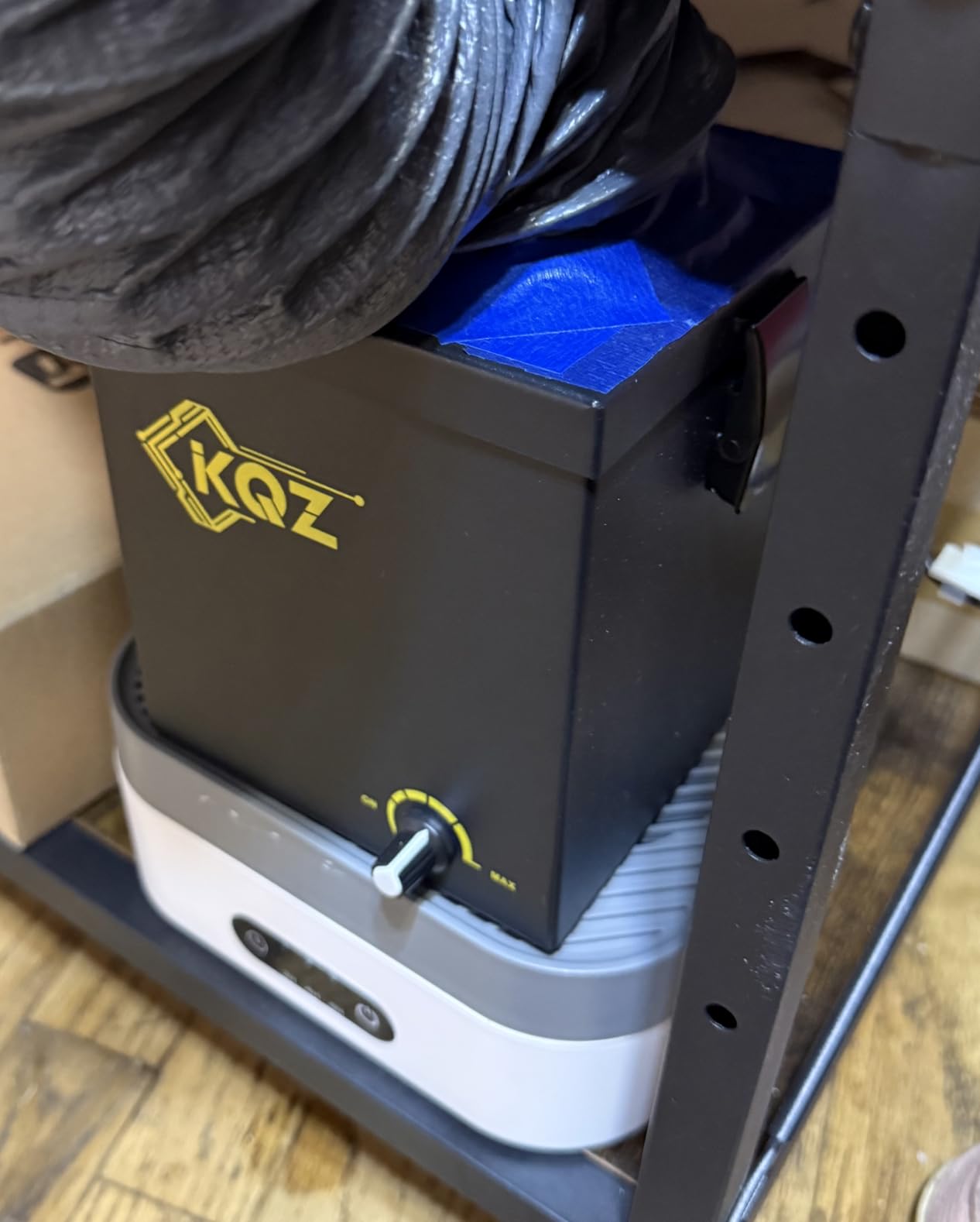KQZ-B1 Solder Fume Extractor, 168m/h Strong Suction Smoke Extractor, 5*Thick Pre-Filter+H13 HEPA Soldering Fume Extractor, 99.99% Purification Smoke Absorber for Welding Soldering 3D Printing Black customer photo 1