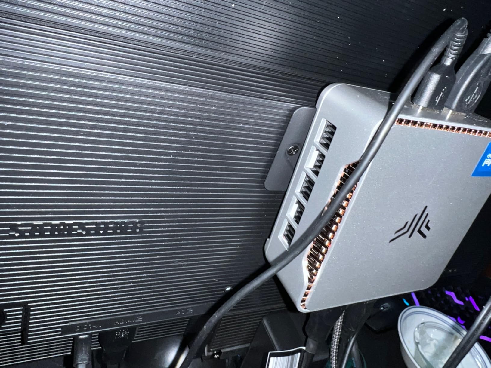 KAMRUI Hyper H2 Mini PC Windows 11 pro, Intel Core 14450HX Mini Computers (10C/16T, 4.8GHz), 32GB RAM 1TB PCle4.0 SSD Micro Desktop PC, Triple 4K Display, USB-C, WiFi6, BT5.2, Business Office Home customer photo 1