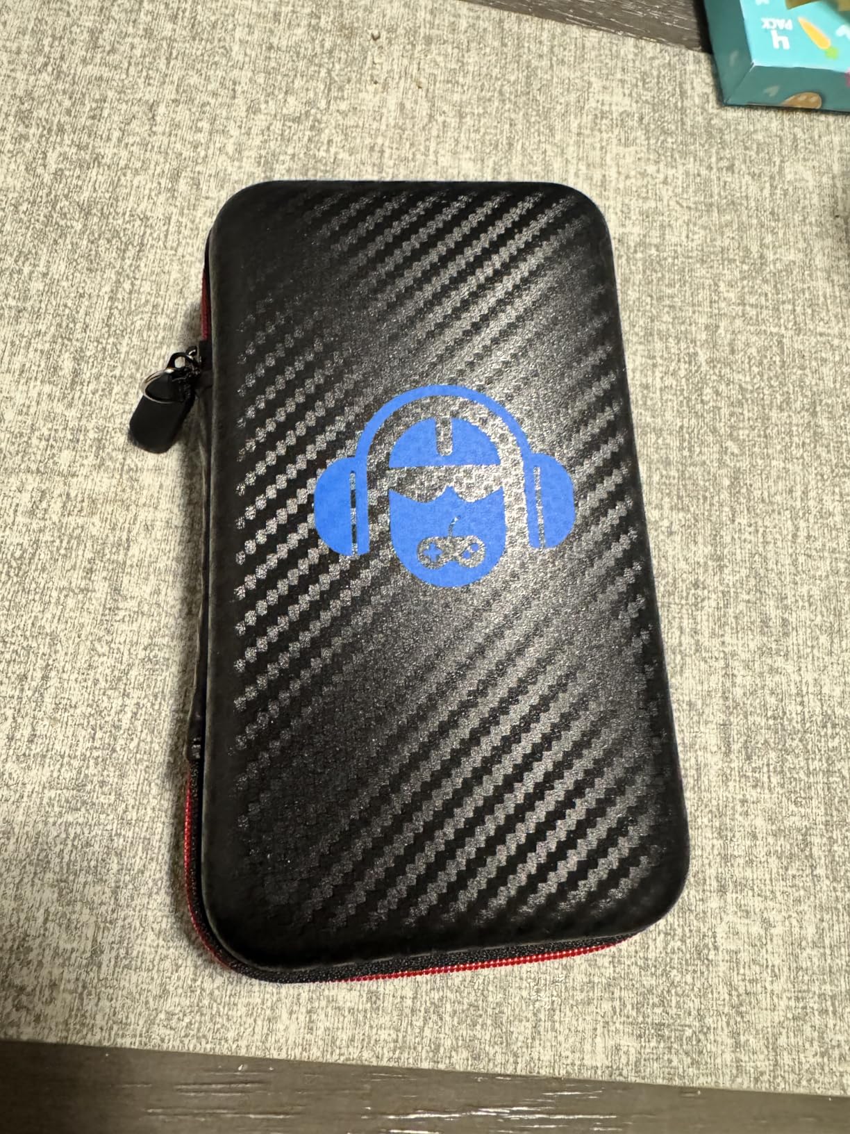 R36MAX Retro Handheld Game Console, 4.0 Inch IPS HD Screen Portable Retro Gaming Console, 1.5GHz CPU Support 30+ Emulator Console Video Game Console, 4000mAh Battery (64GB Black) customer photo 1