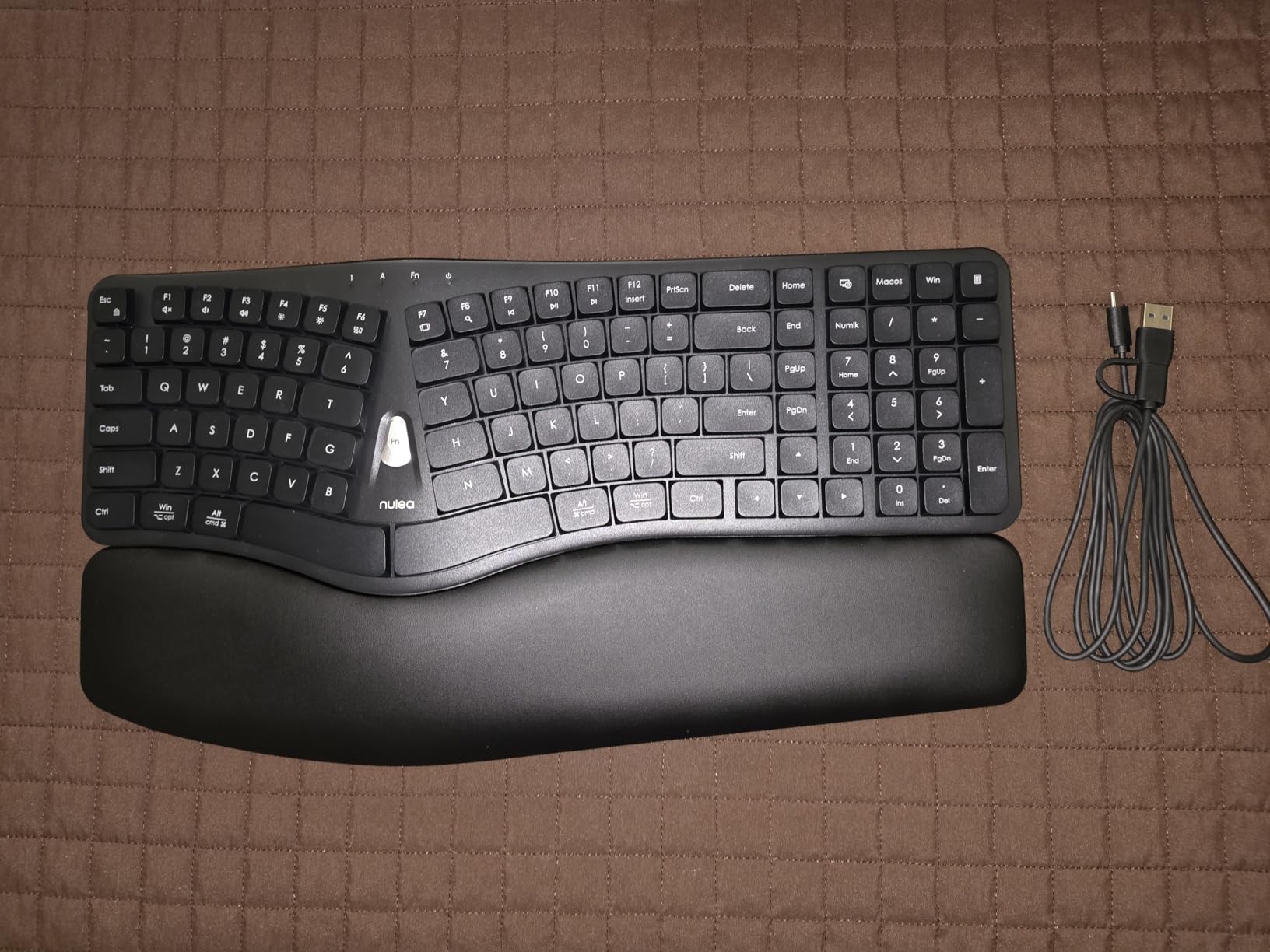 Nulea Ergonomic Split Keyboard, Wired Natural Typing Keyboard with Integrated Palm Rest for Wrist Pain Relief, 2-in-1 Type C&Type A Plug for Mac,Windows,Office & Home,Black customer photo 2