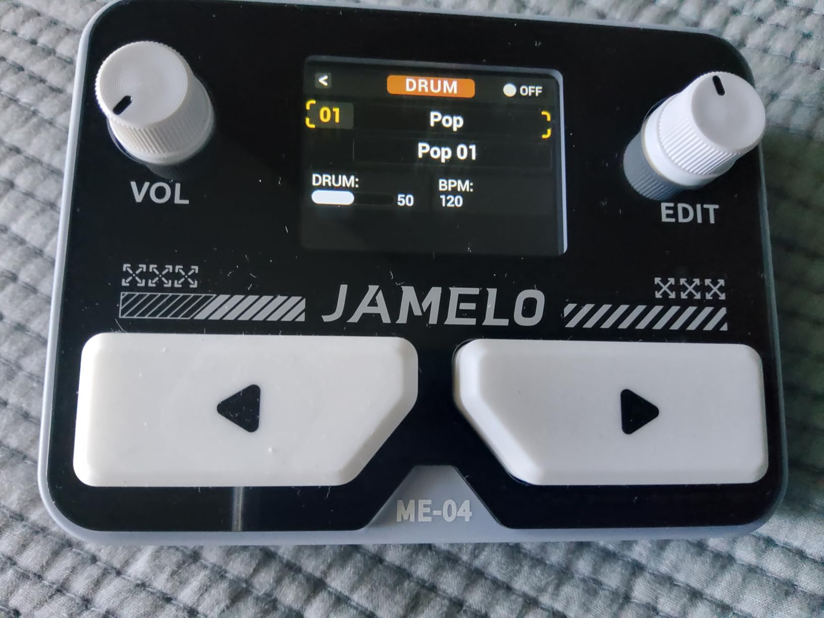 JAMELO Pocket Guitar Multi Effects Pedal, with 125 Effects, 99 Presets, 30 Amp Modeling, IR Loaders, Looper 100 Drum Rhythms BT Audio USB OTG Support Rechargeable Guitar Effects Processor (Black) customer photo 2