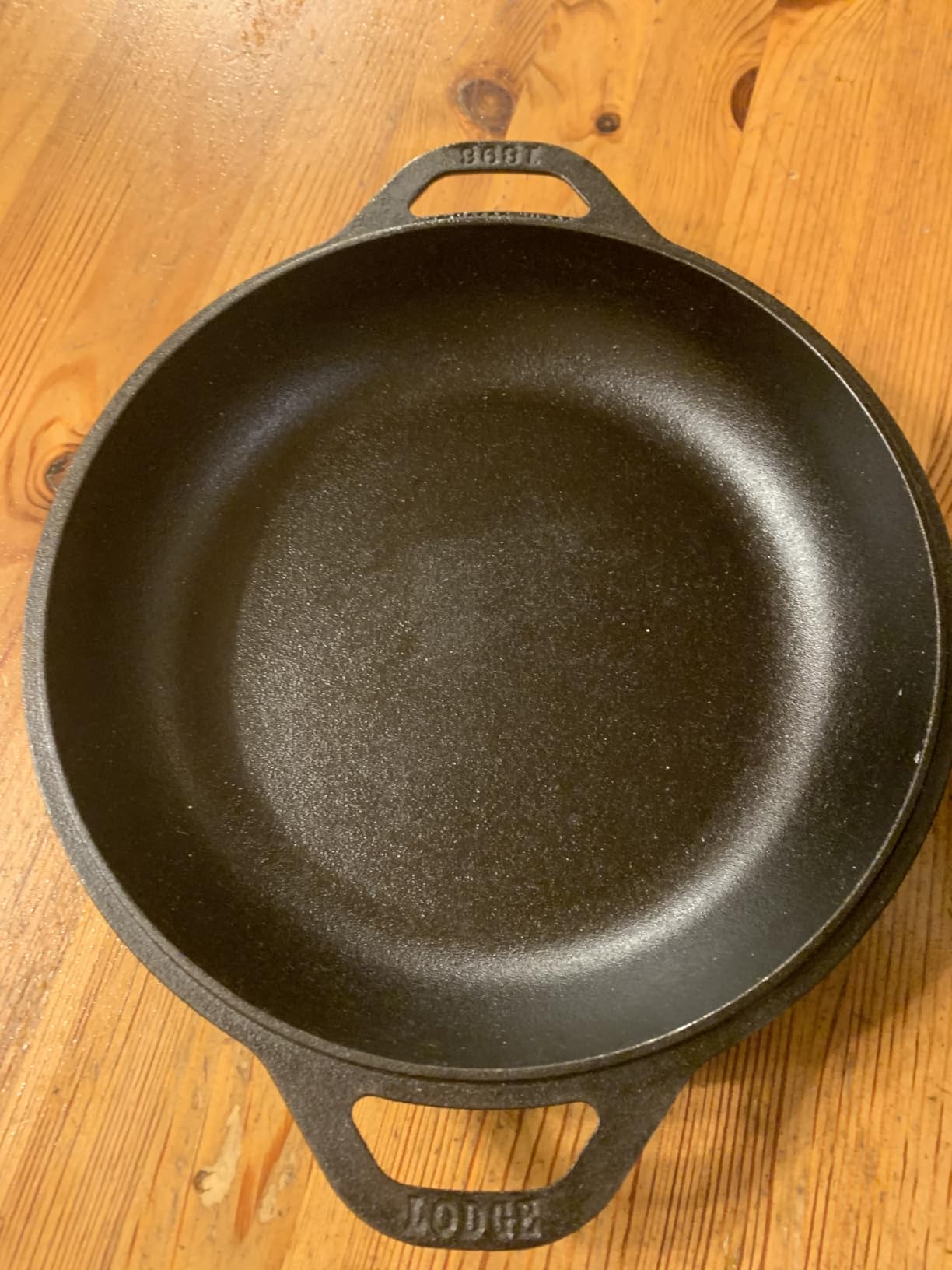 Lodge Cast Iron Double Dutch Oven 5 Quart - Pre-Seasoned 2-in-1 Cast Iron Cookware - Pot & Skillet Combo - Even Heat Retention - Oven-Safe, Versatile Pot customer photo 1
