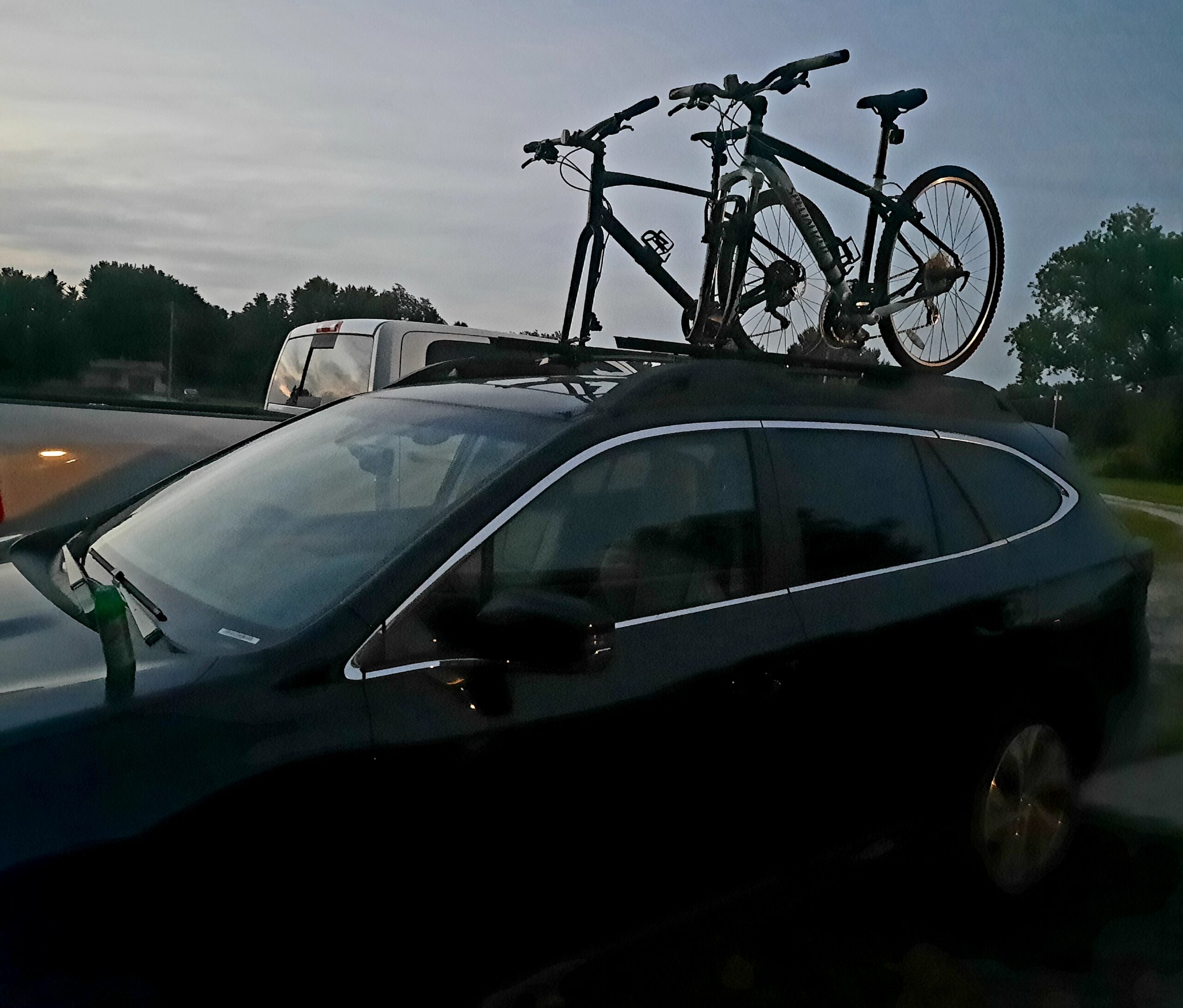 Swagman Standard Fork Mount Rooftop Bike Carrier customer photo 1