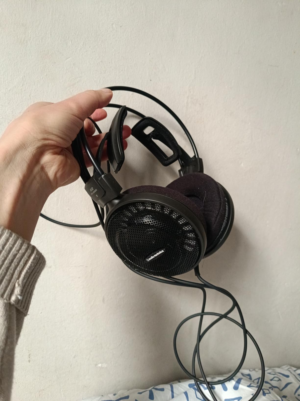 Audio-Technica ATH-AD500X Audiophile Open-Air Headphones, Black customer photo 1