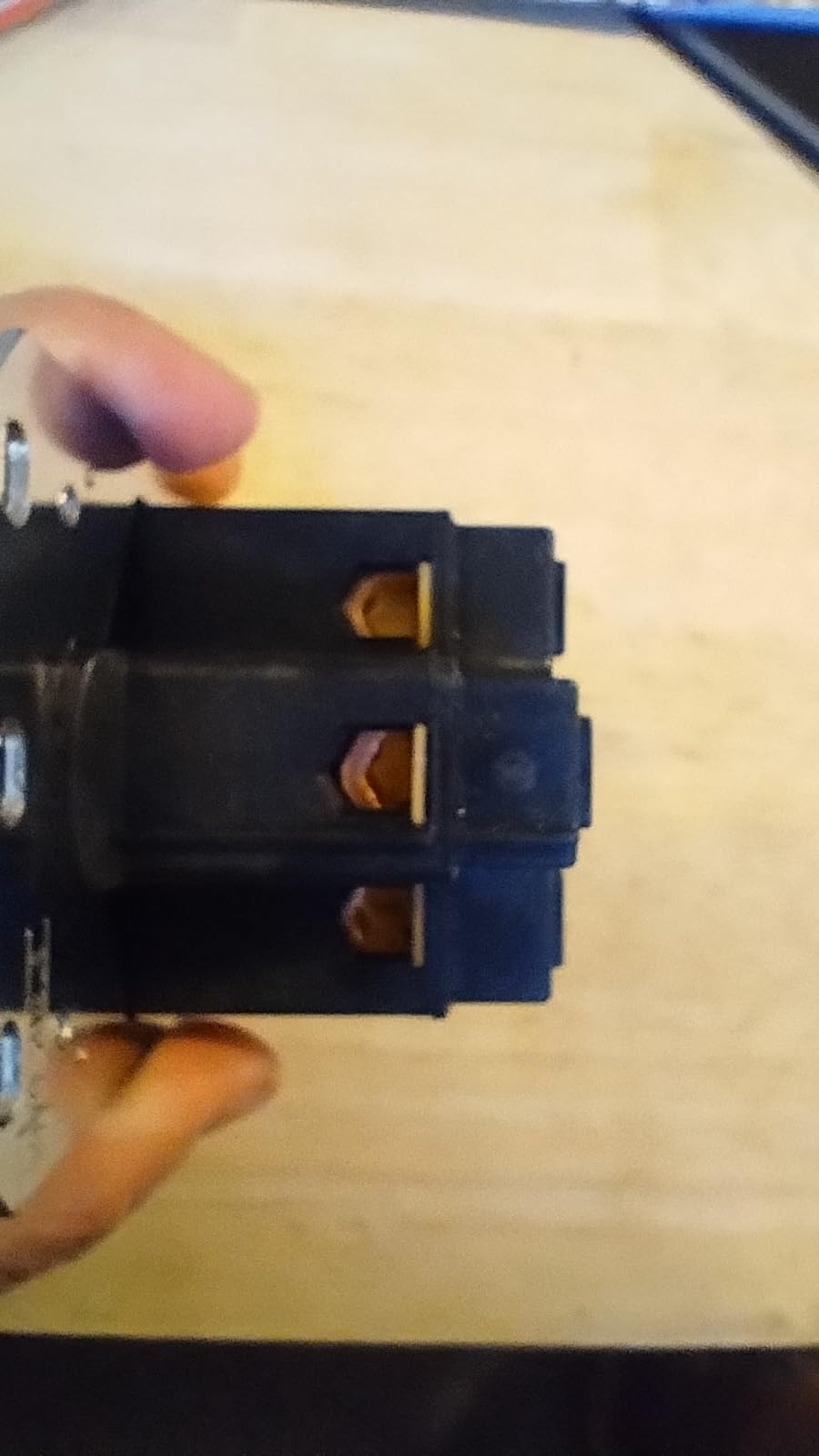 Hubbell HBL9450A Straight Blade Device Receptacle, RTP, Industrial Grade, 3-Pole 4-Wire Grounding, 50A 125/250V, 14-50R customer photo 1