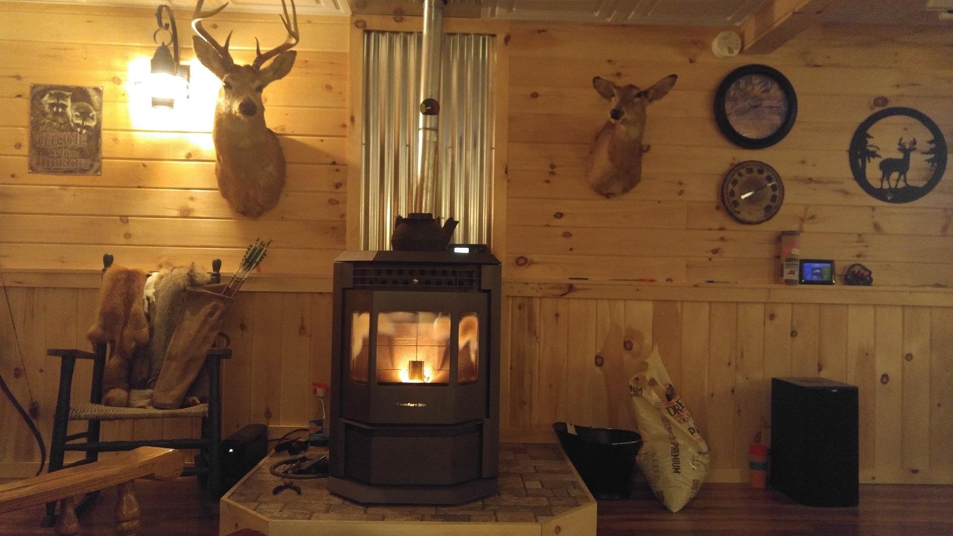 Comfortbilt Wood Pellet Stove HP22 2,800 Sq Ft. Pellet Fuel EPA Cert. 55 Pound Hopper customer photo 4