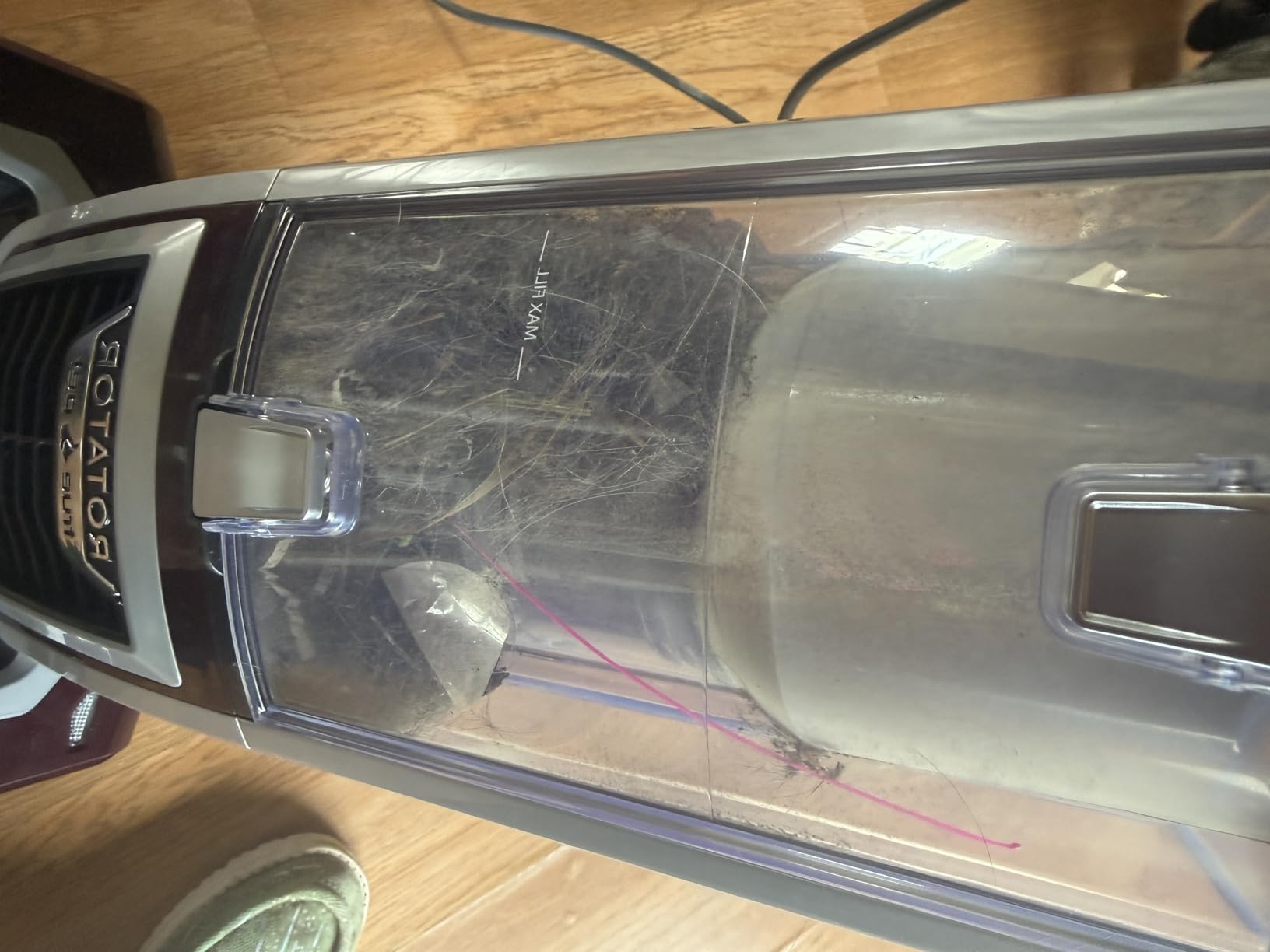 Shark Rotator Powered Lift-Away TruePet Upright Vacuum (NV752) - HEPA Filter, LED Headlights, Perfect Pet Power Brush, Bordeaux customer photo 2