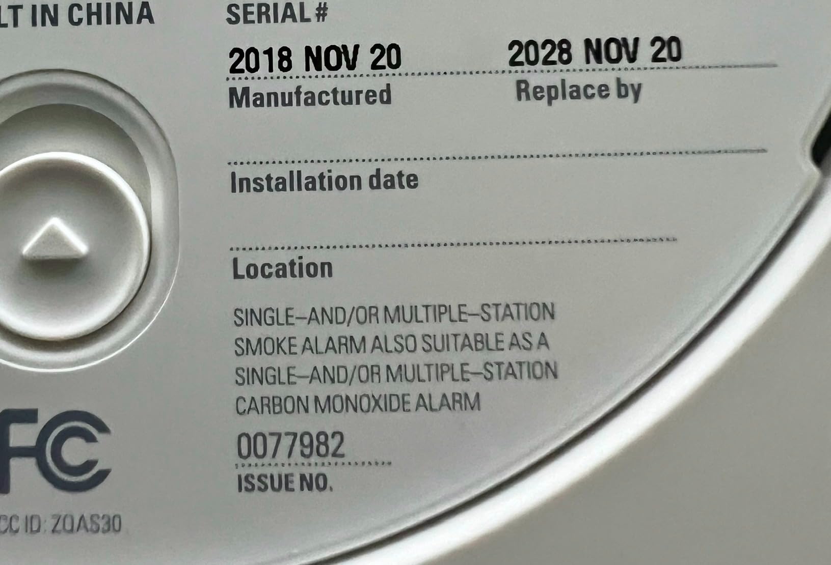 Nest Protect - Smoke Alarm - Smoke Detector and Carbon Monoxide Detector - Battery Operated , White - S3000BWES customer photo 1