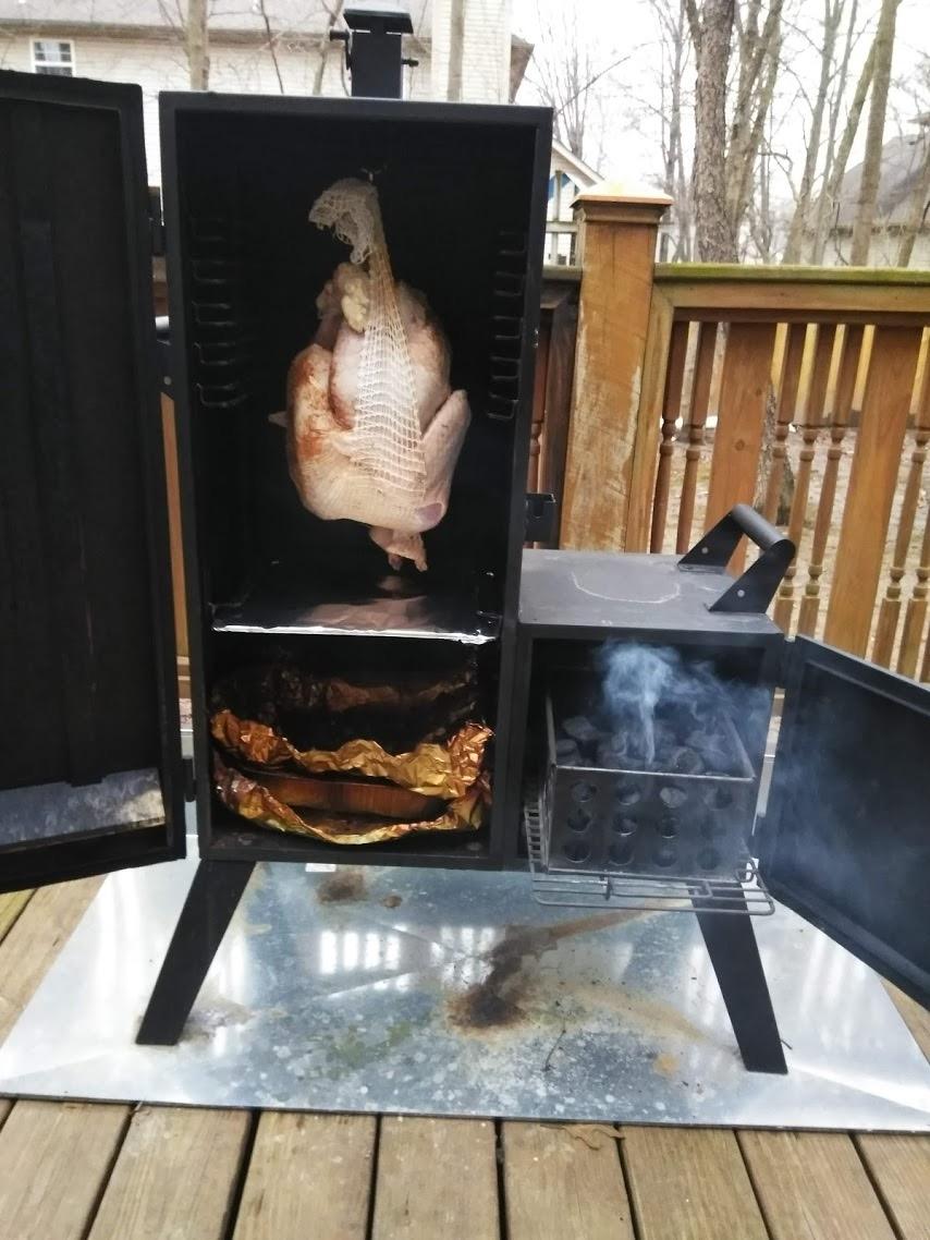 Dyna-Glo DGO1890BDC-D Wide Body Vertical Offset Charcoal Smoker, Black customer photo 2