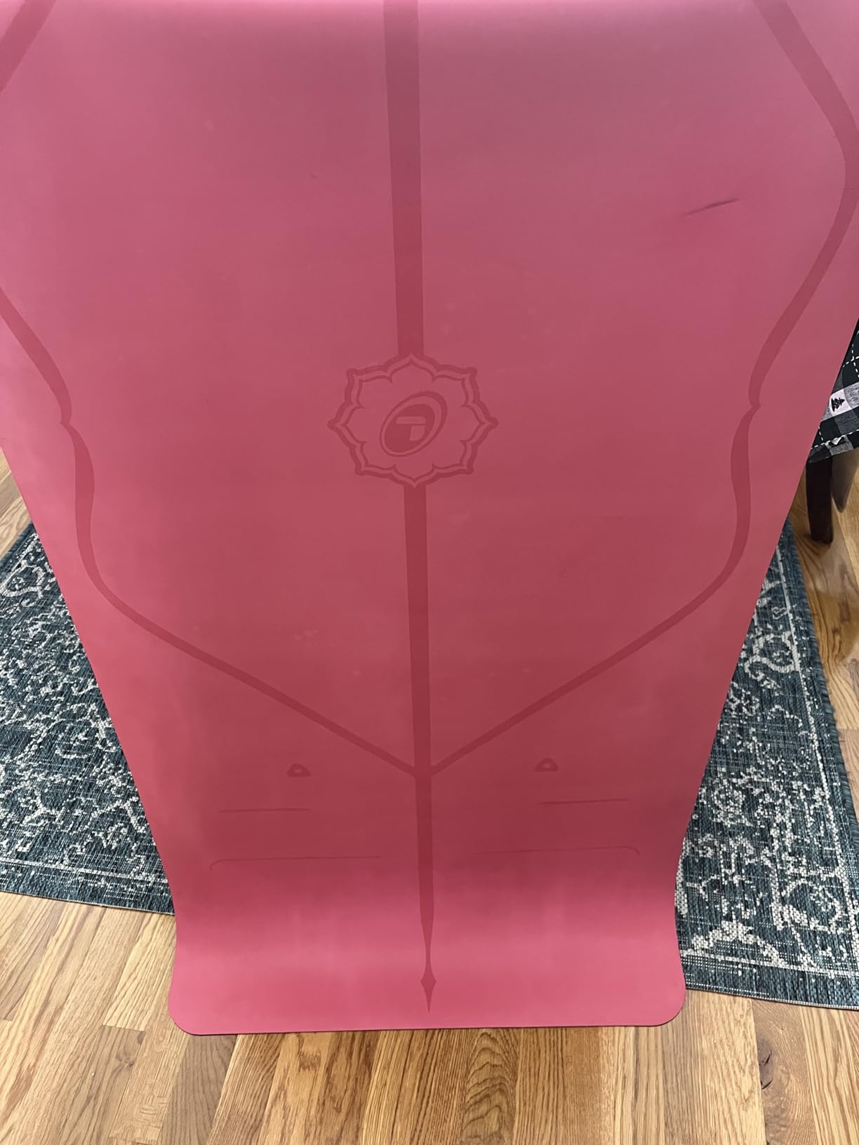 Liforme Travel Yoga Mat - Patented Alignment System, Warrior-Like Grip, Non-Slip, Eco-Friendly, Ultra-Lightweight and Sweat Resistant customer photo 2