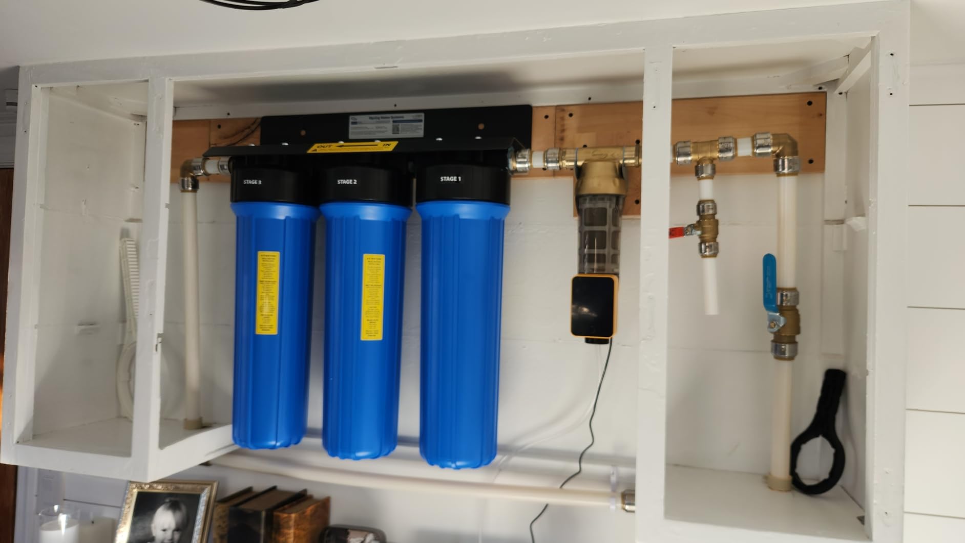 iSpring Whole House Water Filter System, Reduces Iron, Manganese, Chlorine, Sediment, Taste, and Odor, 3-Stage Iron Filter Whole House, Model: WGB32BM customer photo 1