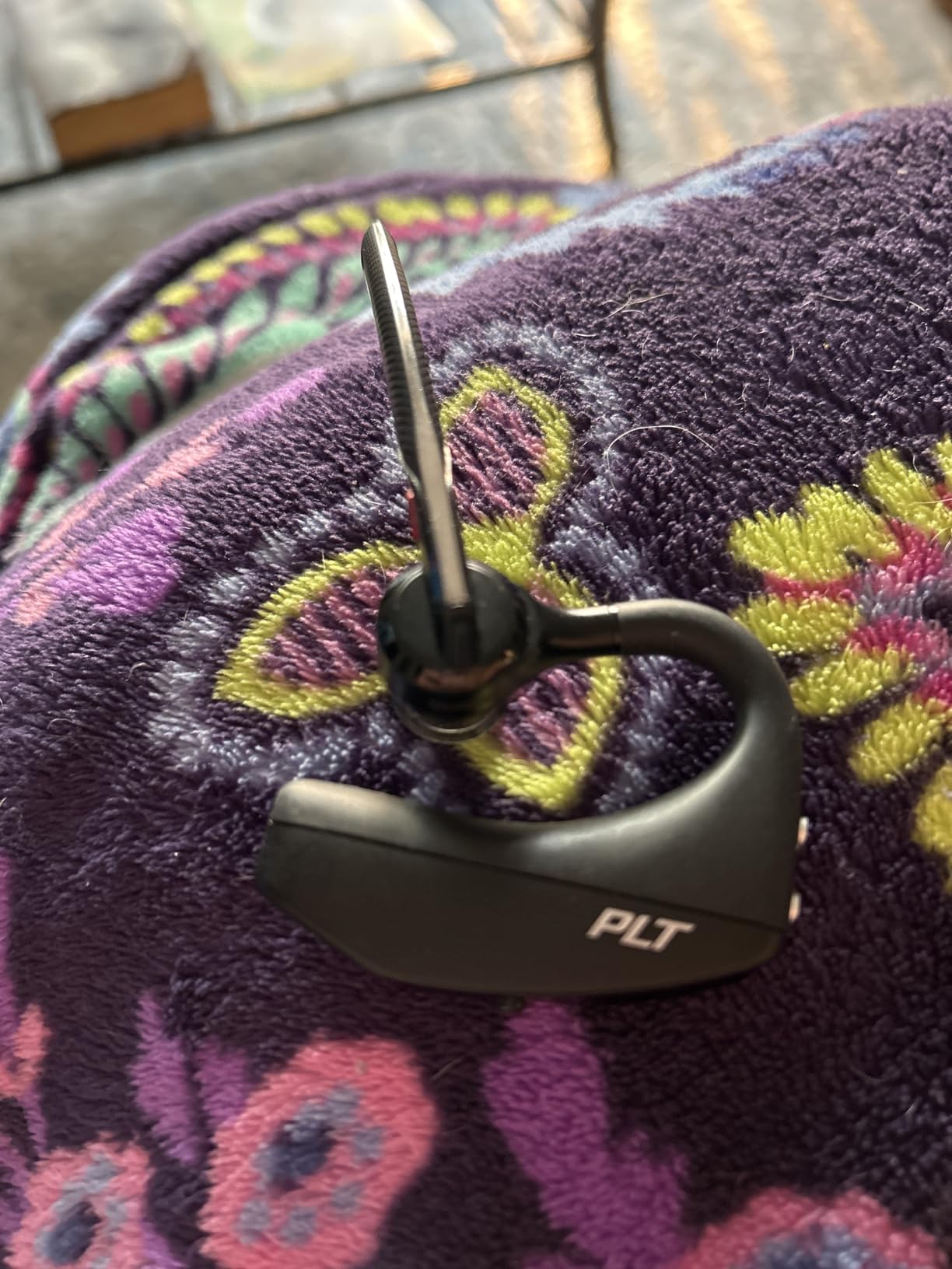 Poly Voyager 5200 Wireless Headset (Plantronics) - Single-Ear Bluetooth Headset w/Noise-Canceling Mic - Ergonomic Design - Voice Controls - Lightweight - Connect to Mobile/Tablet via Bluetooth customer photo 1