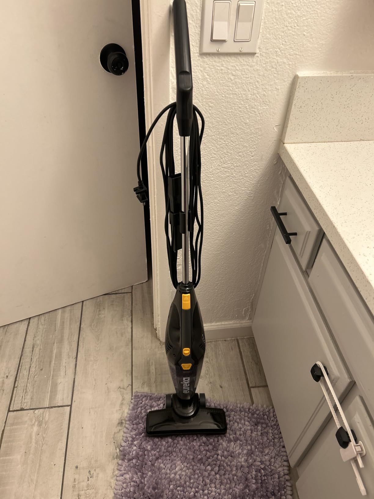 Eureka Blaze Stick Vacuum Cleaner, Powerful Suction 3-in-1 Small Handheld Vac with Filter for Hard Floor Lightweight Upright Home Pet Hair, Dark Black customer photo 1